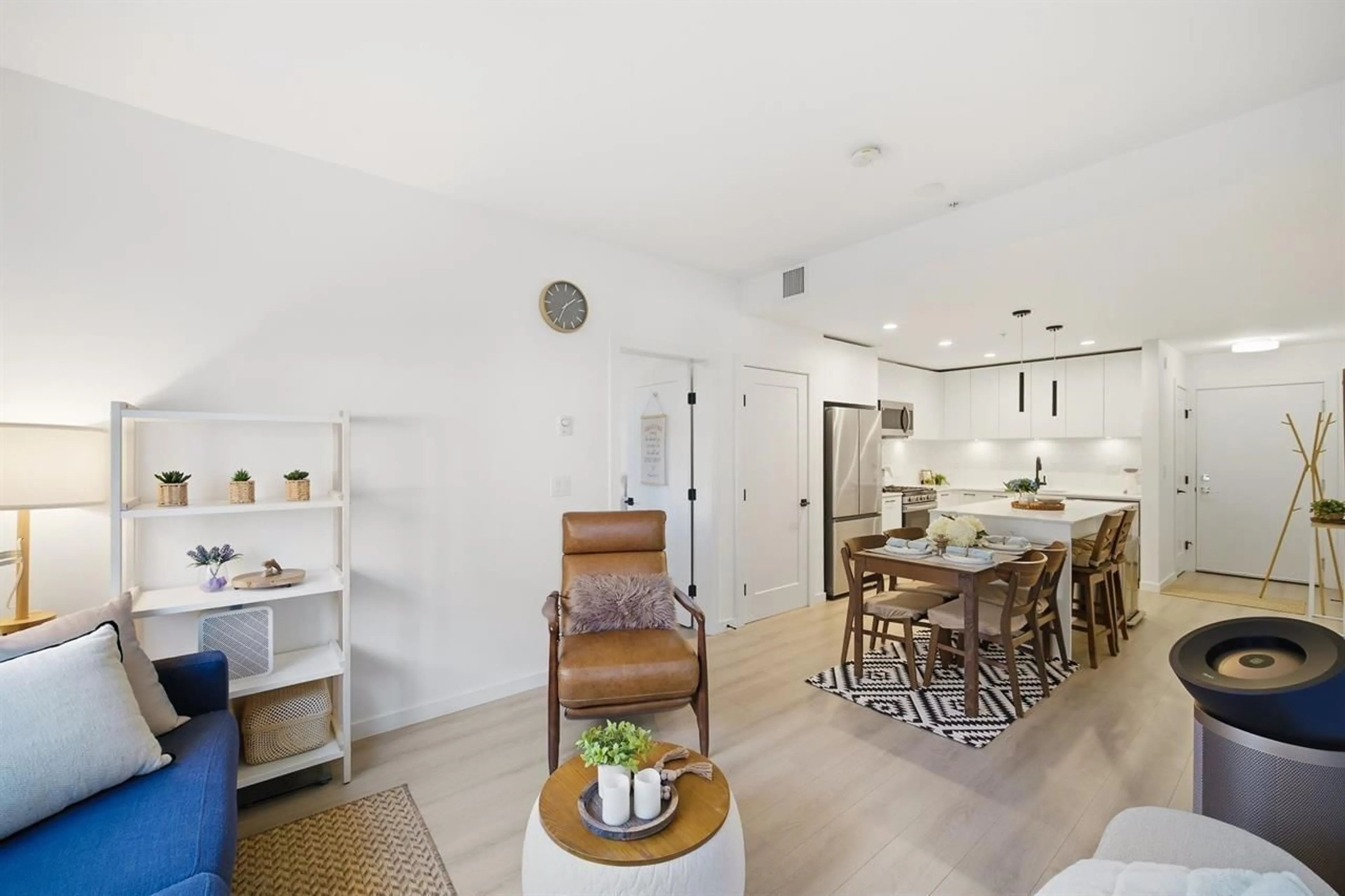 Open concept kitchen, unknown for 101 - 20077 84 AVENUE, Langley British Columbia V2Y3X7