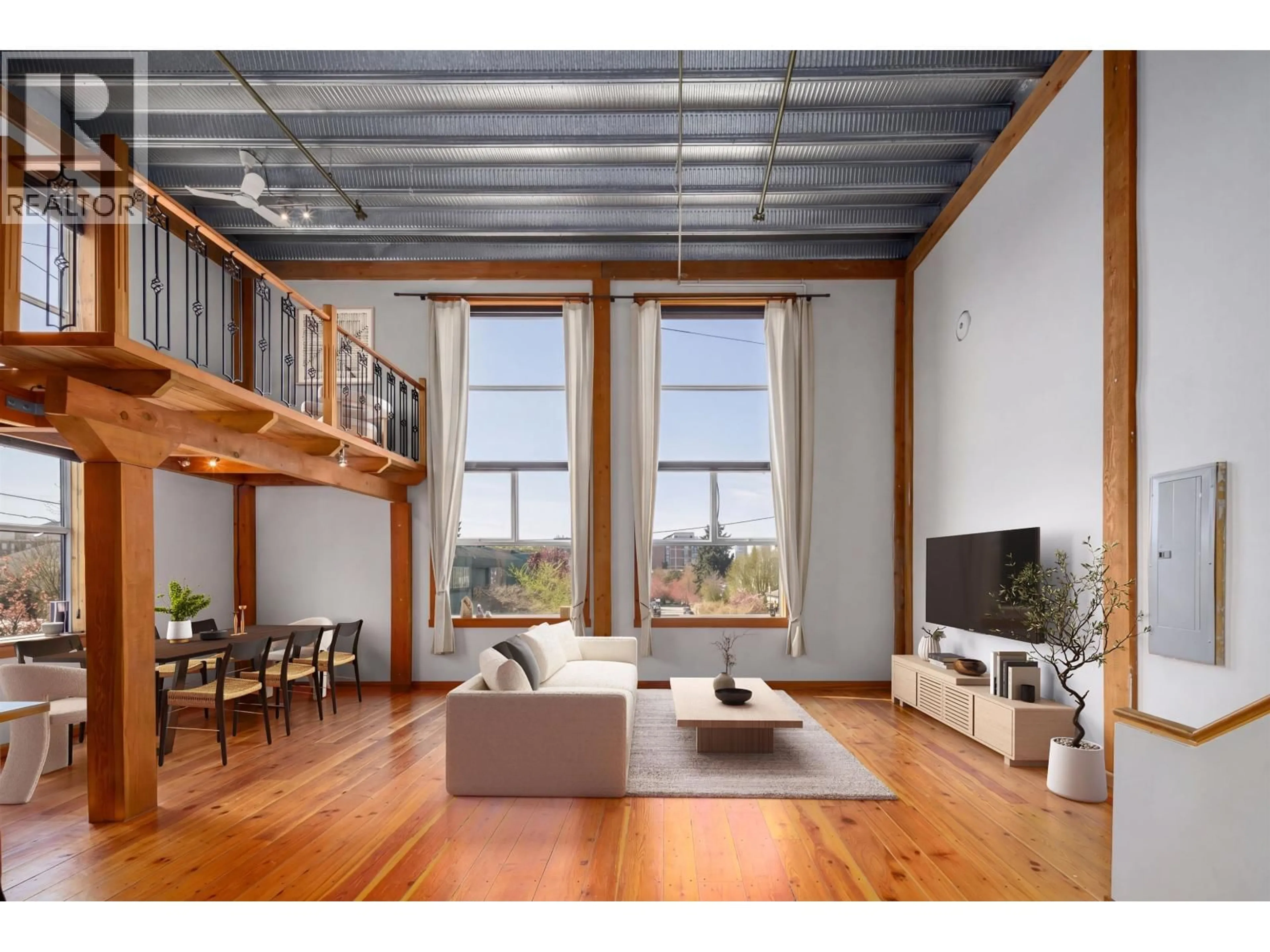 Living room with furniture, wood/laminate floor for 211 - 1220 PENDER STREET, Vancouver British Columbia V6A1W8