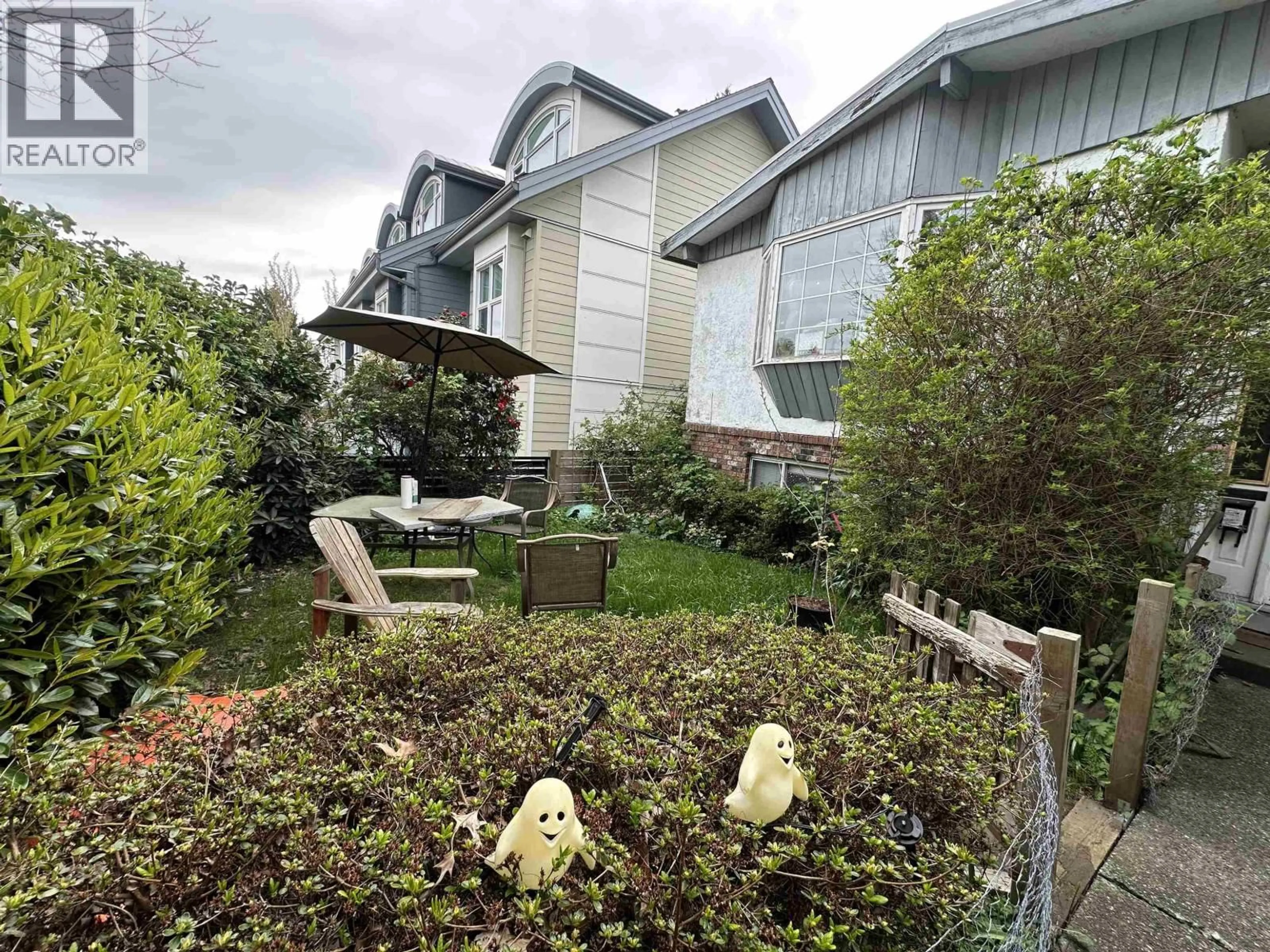 A pic from outside/outdoor area/front of a property/back of a property/a pic from drone, unknown for 7865 FRENCH STREET, Vancouver British Columbia V6P4V8