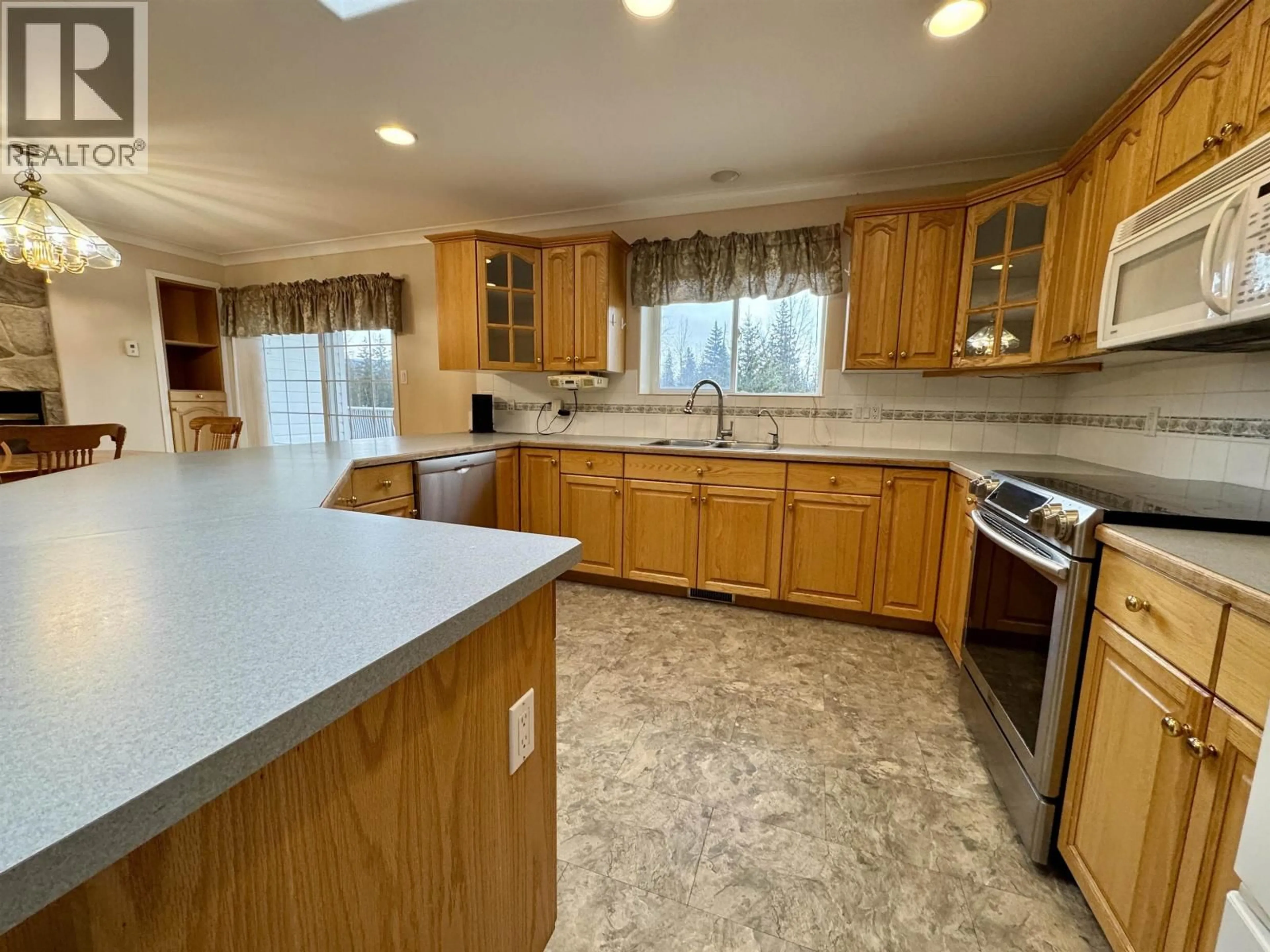 Open concept kitchen, unknown for 2389 BALSAM ROAD, Smithers British Columbia V0J2N2