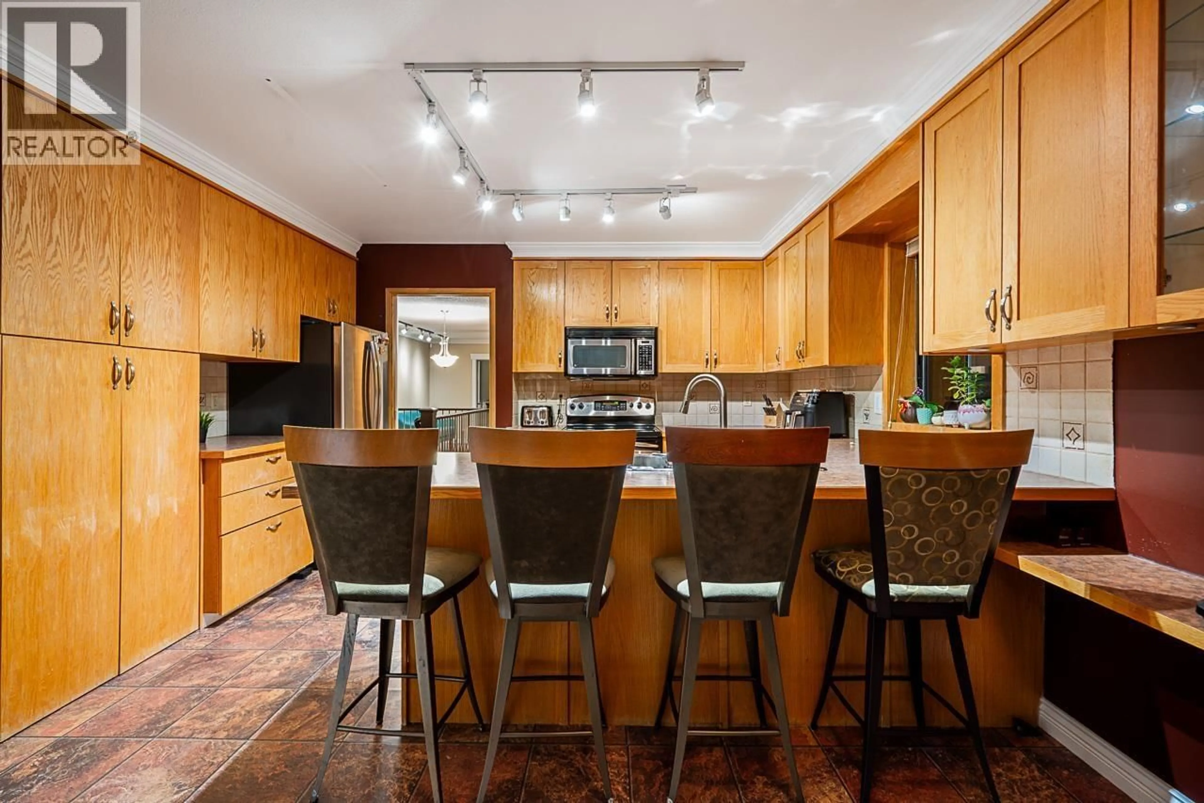 Open concept kitchen, unknown for 949 LYNWOOD AVENUE, Port Coquitlam British Columbia V3B6J7