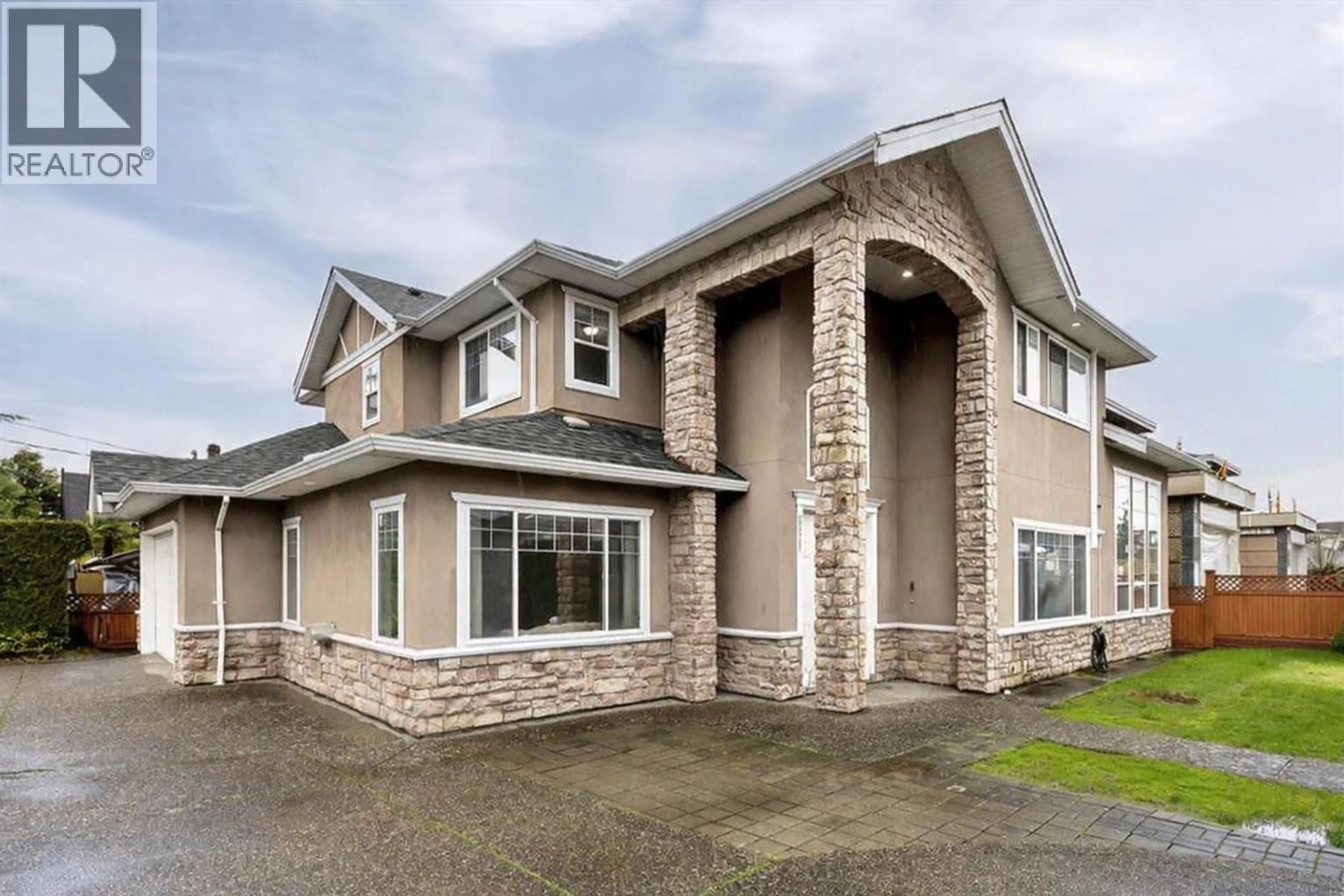 Home with vinyl exterior material, building for 8771 NO. 2 ROAD, Richmond British Columbia V7C3M4