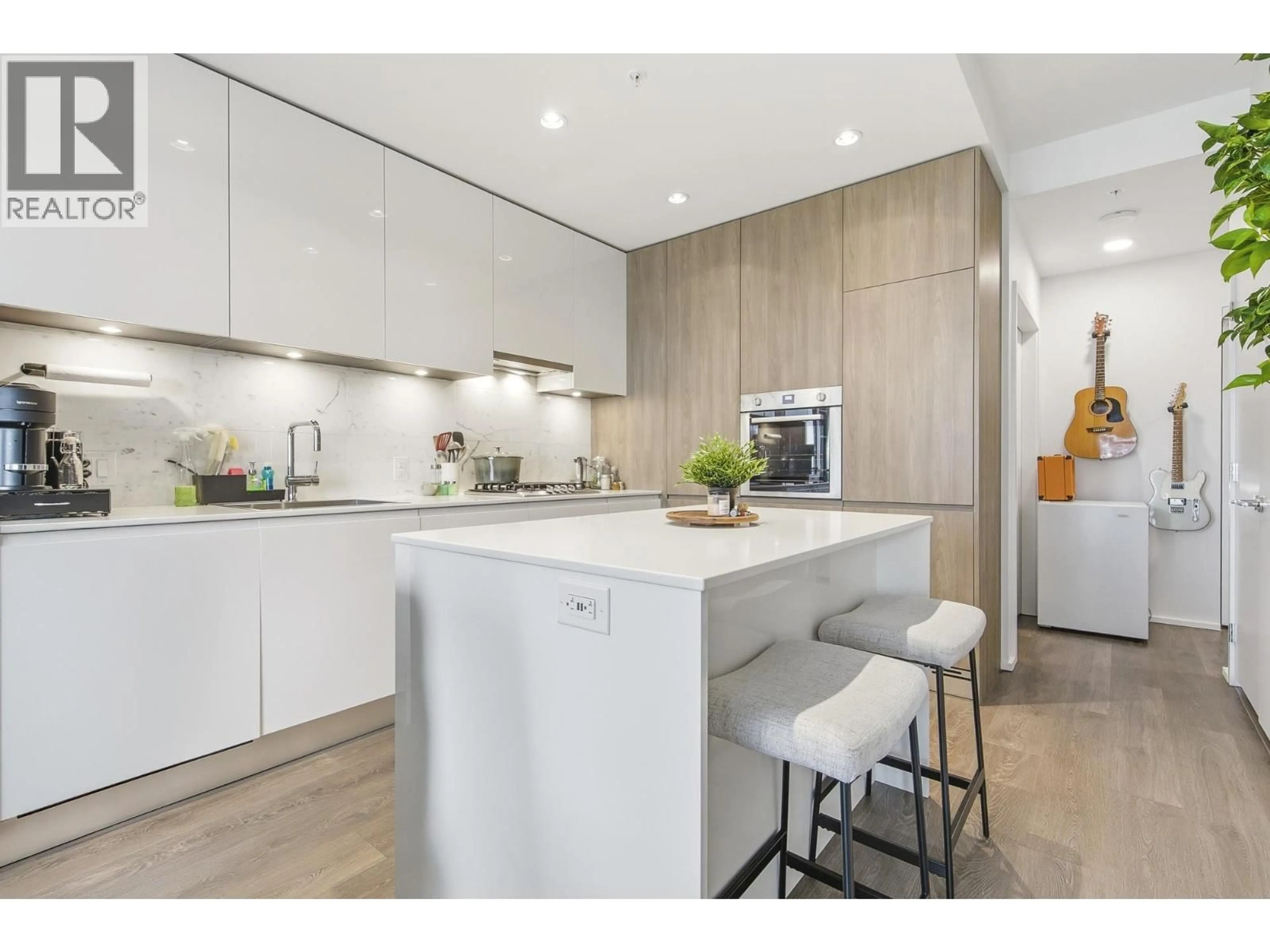Open concept kitchen, unknown for 4106 - 4650 BRENTWOOD BOULEVARD, Burnaby British Columbia V5C0M3