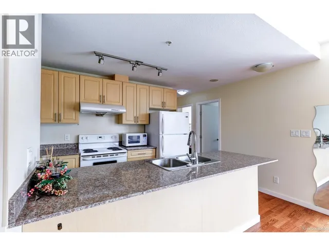 1005 - 6133 BUSWELL STREET, Richmond 3