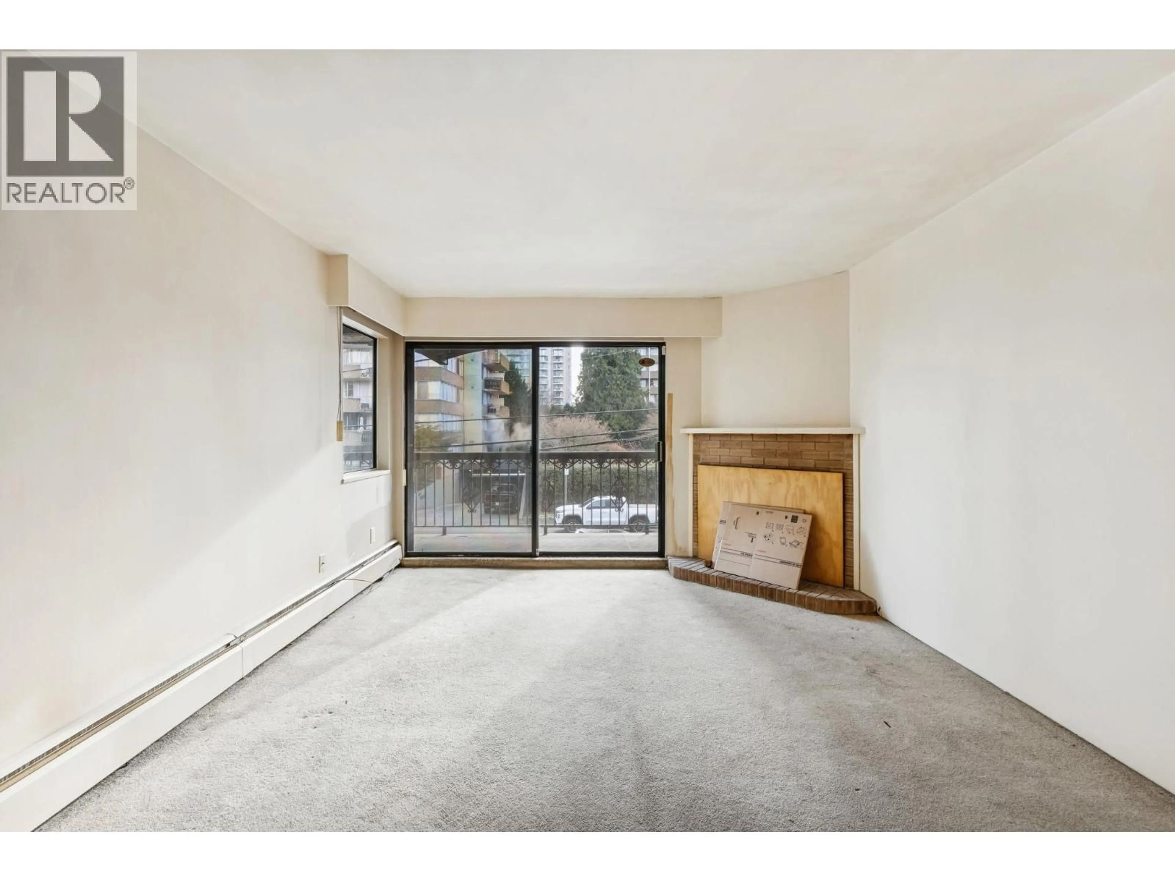 A pic of a room for 205 - 707 HAMILTON STREET, New Westminster British Columbia V3M2M7