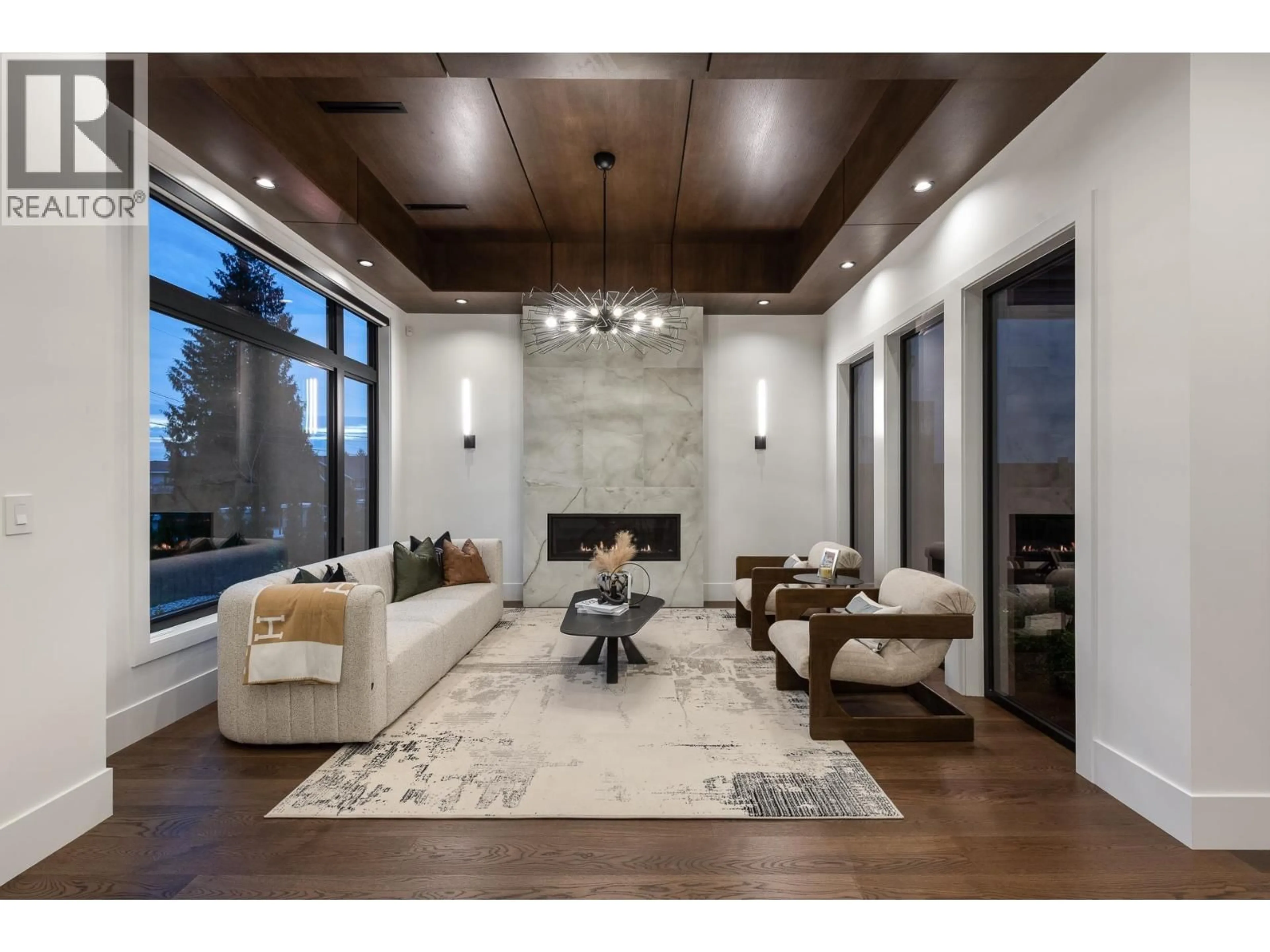 Living room with furniture, unknown for 2145 PALLISER AVENUE, Coquitlam British Columbia V3K1W9