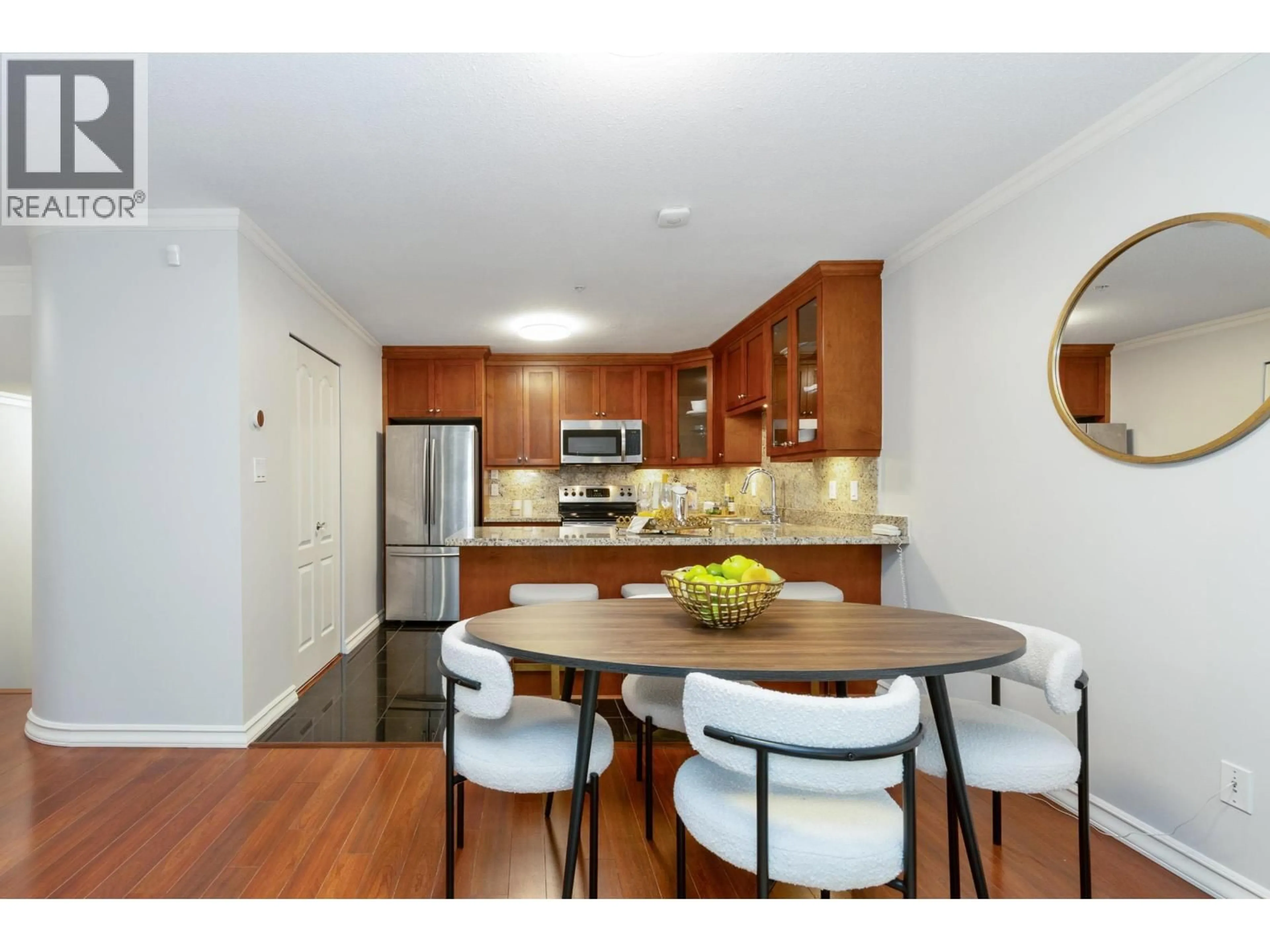 Open concept kitchen, wood/laminate floor for 306 - 1023 WOLFE STREET, Vancouver British Columbia V6H1V6