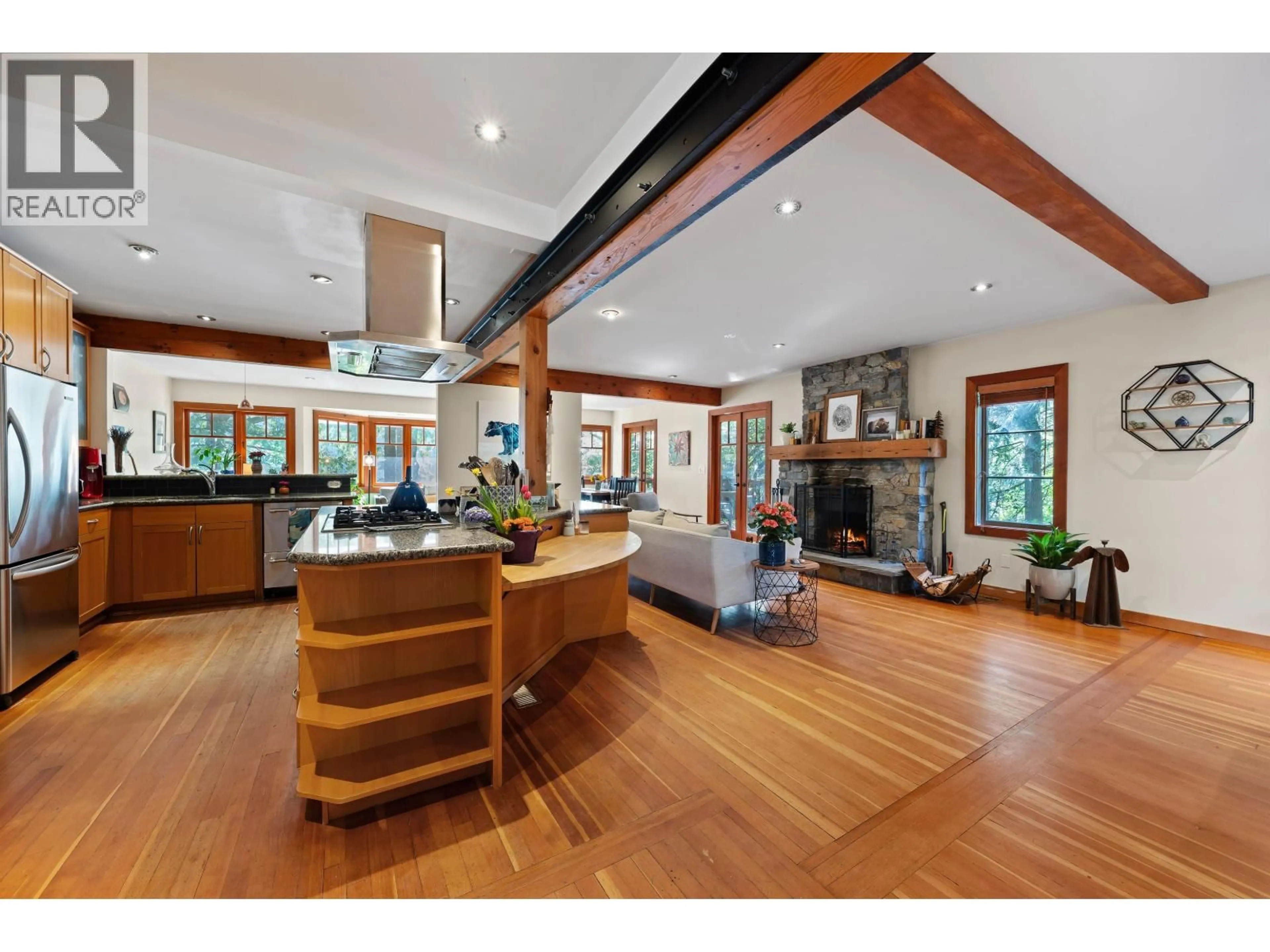 Unknown for 6524 WELLINGTON AVENUE, West Vancouver British Columbia V7W2H9