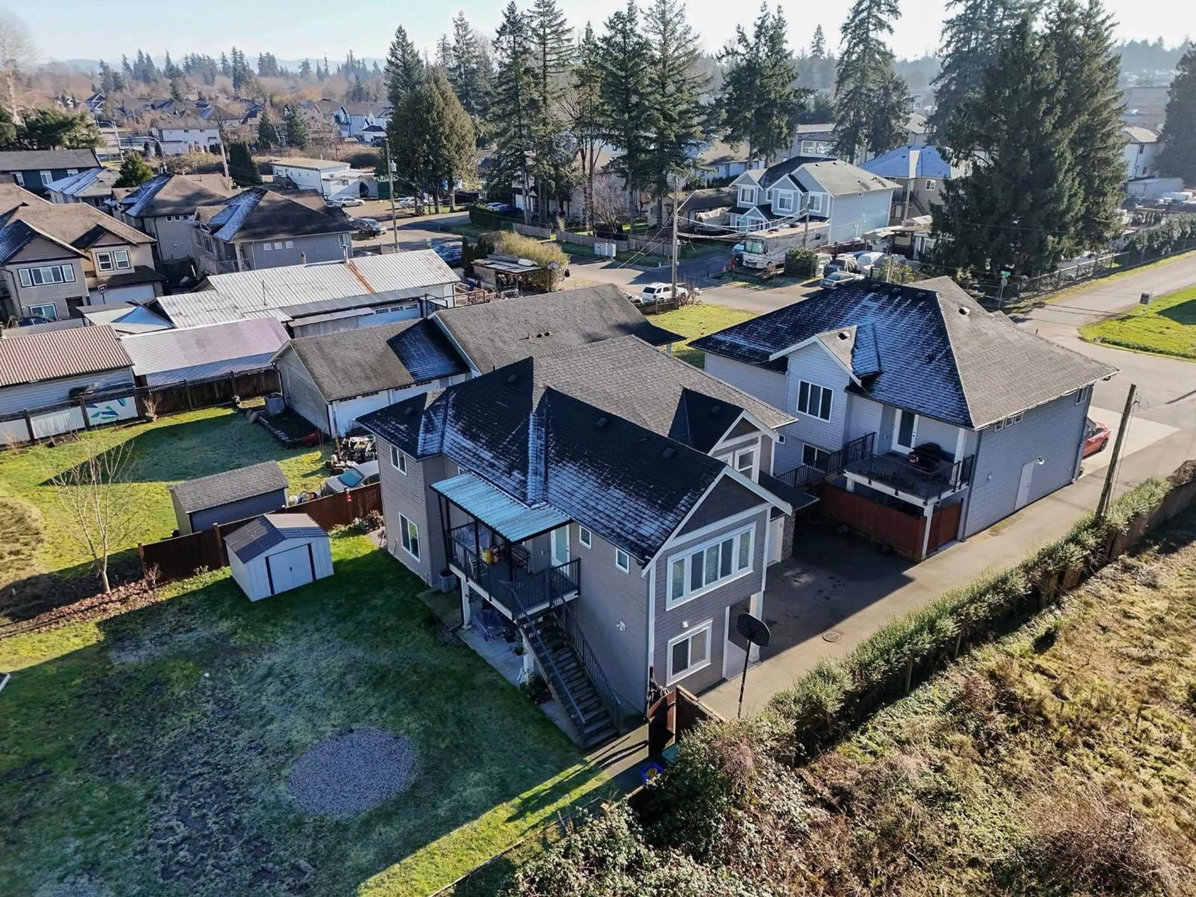 A pic from outside/outdoor area/front of a property/back of a property/a pic from drone, street for 2 - 20209 98A STREET, Langley British Columbia V1M3E3