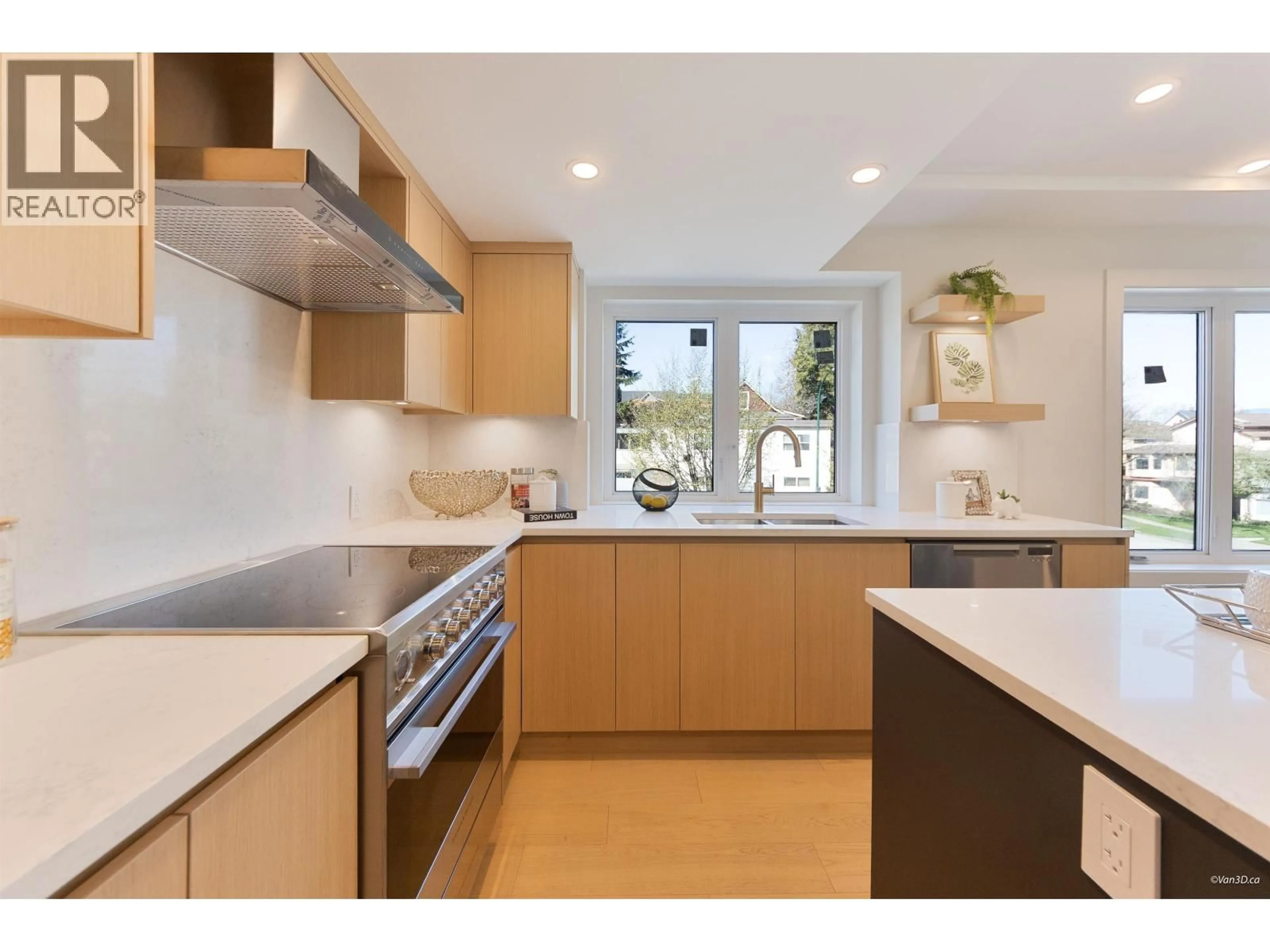 Unknown for 103 - 1406 18TH AVENUE, Vancouver British Columbia V1V1V1