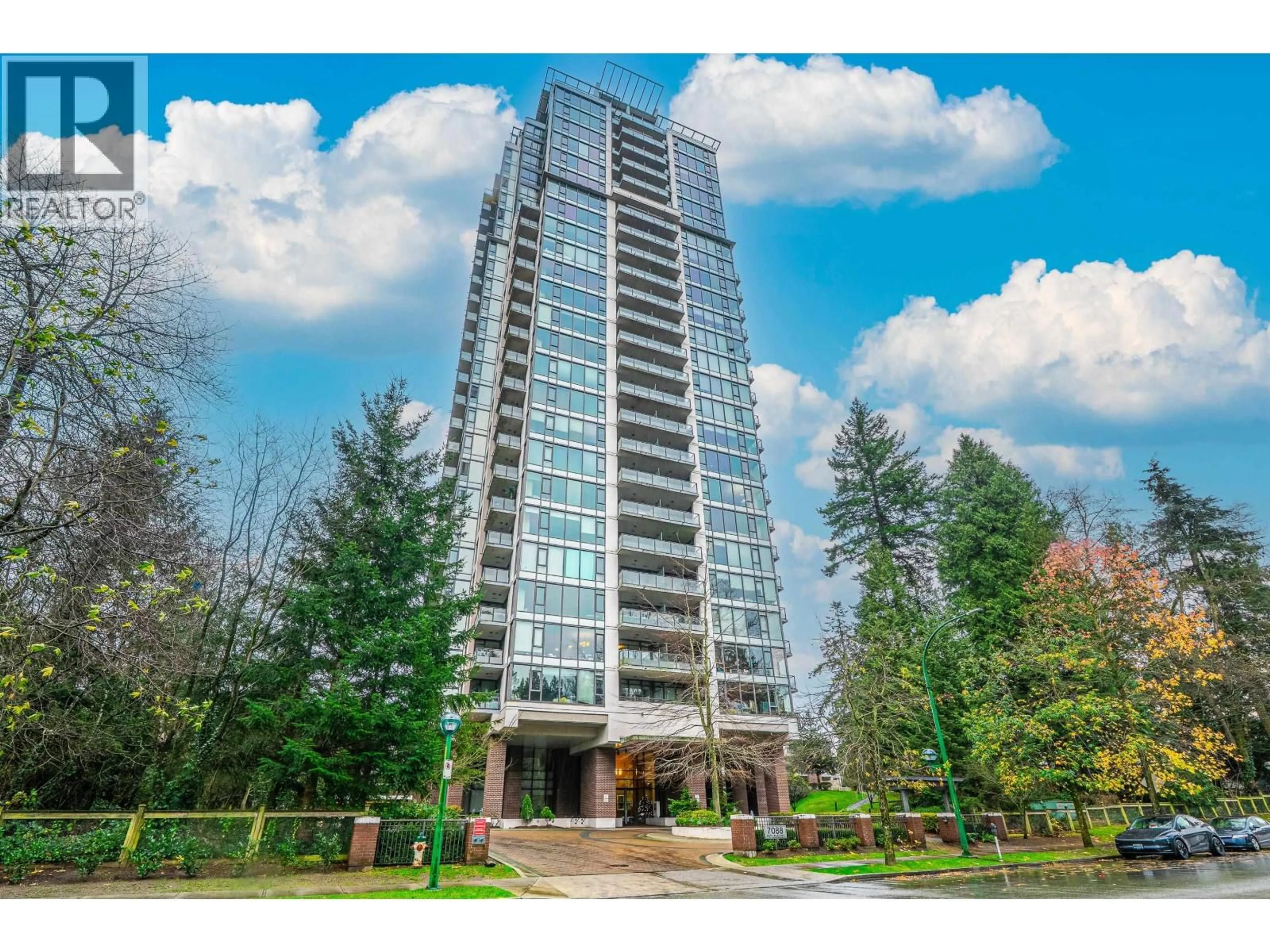 Indoor foyer for 2902 - 7088 18TH AVENUE, Burnaby British Columbia V3N0A2