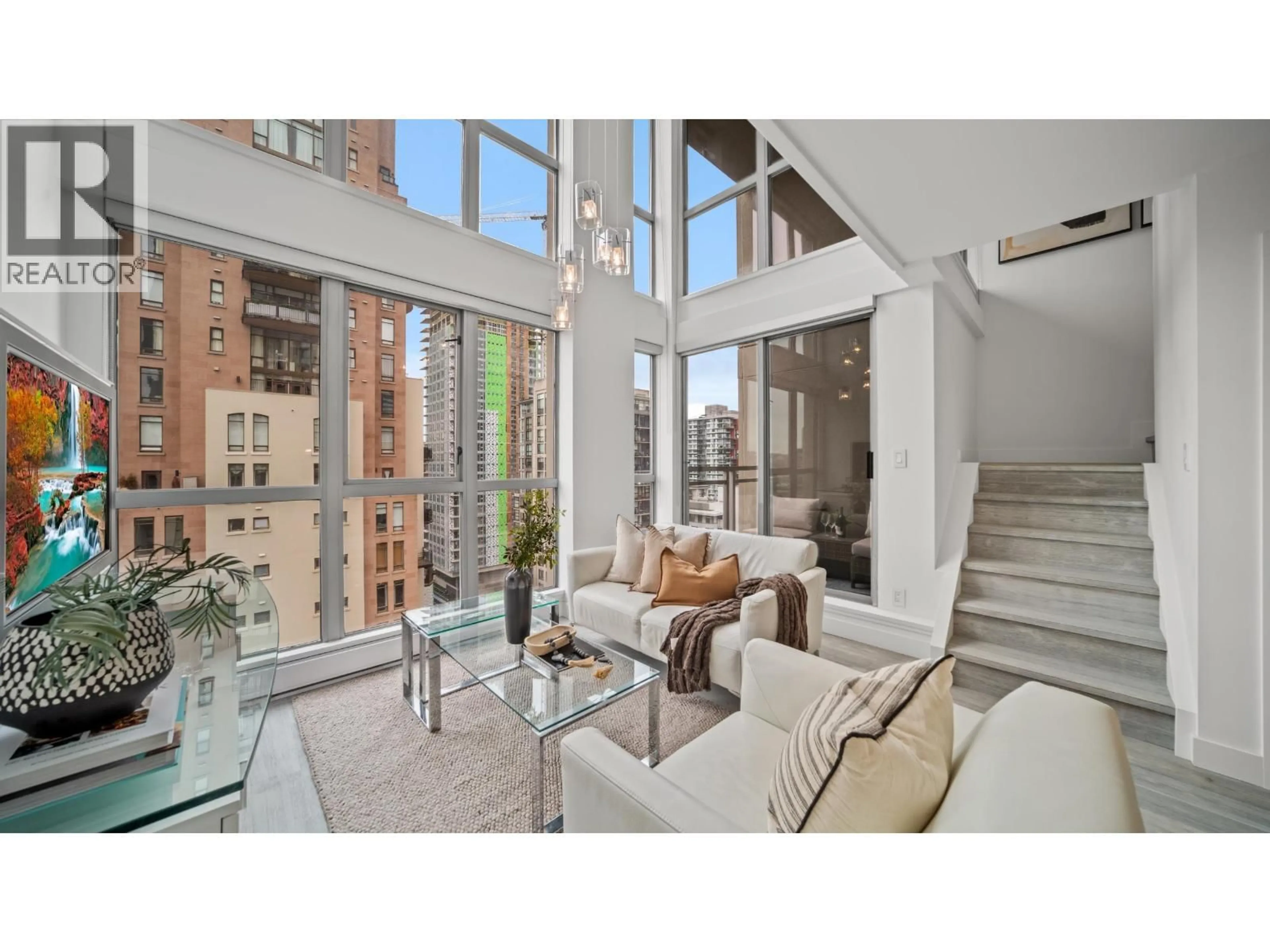 Living room with furniture, unknown for 1238 RICHARDS STREET, Vancouver British Columbia V6B6M6