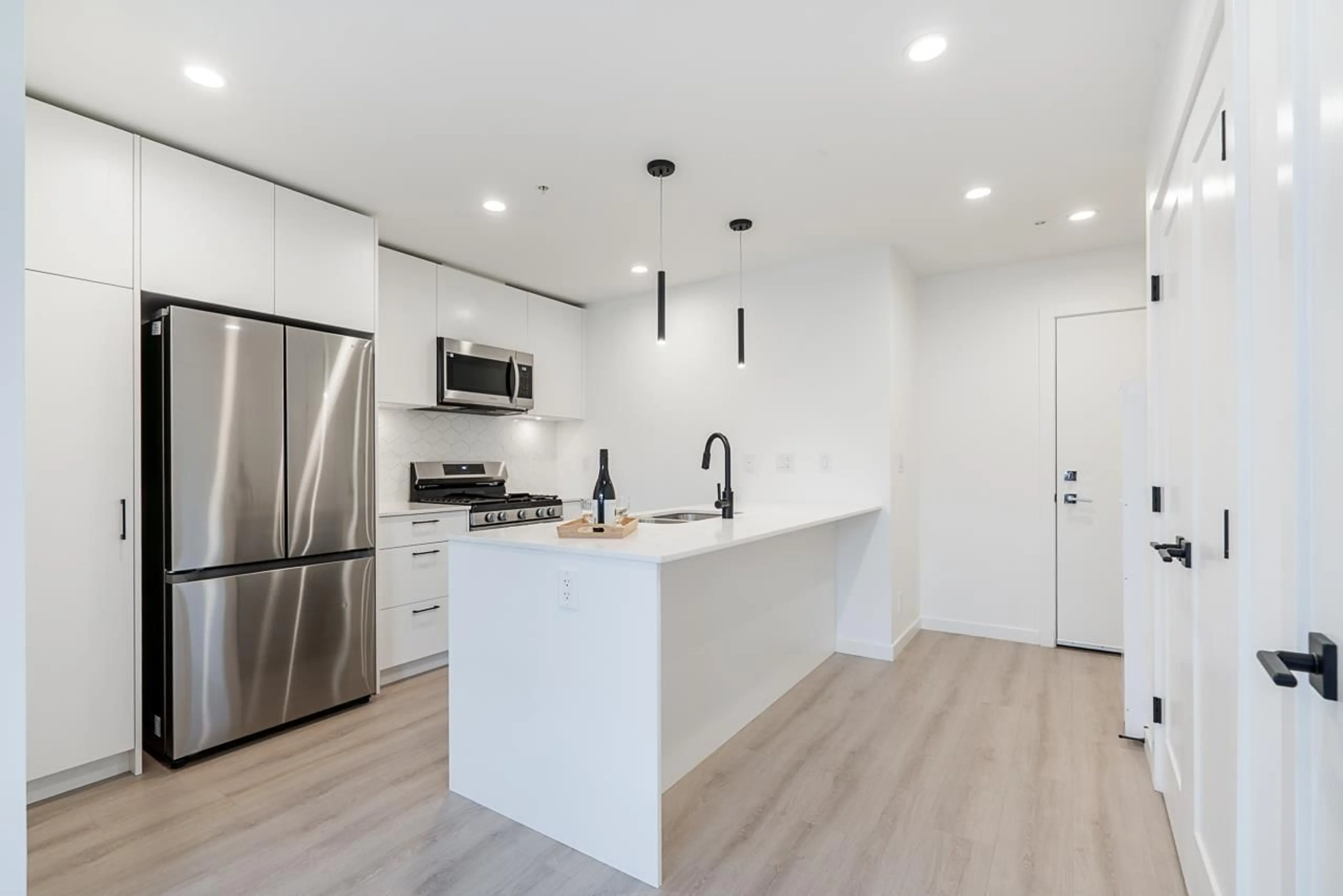 Open concept kitchen, unknown for 501 - 20077 84 AVENUE, Langley British Columbia V2Y3X7