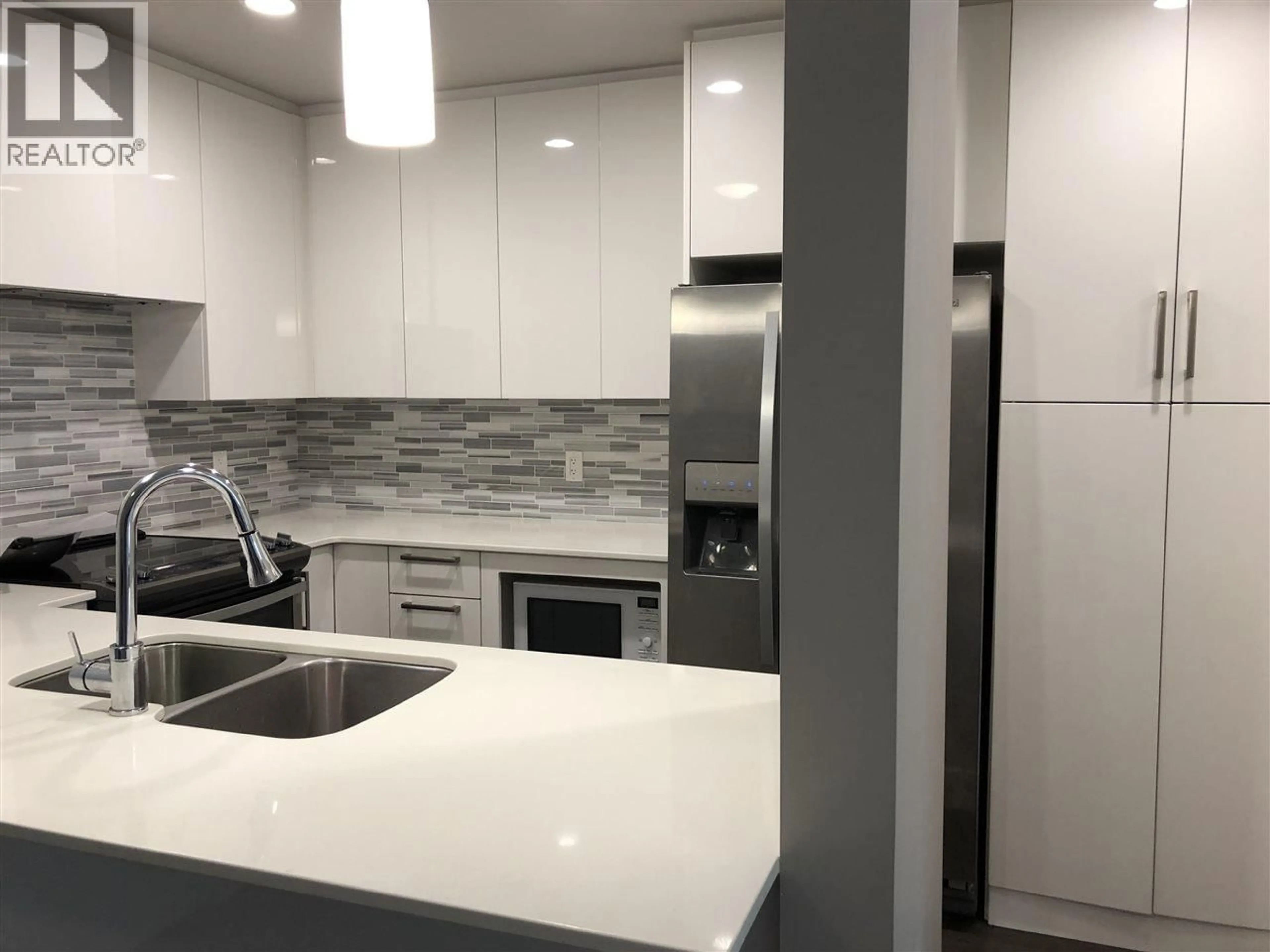 Unknown for 406 - 2465 WILSON AVENUE, Port Coquitlam British Columbia V3C0E6