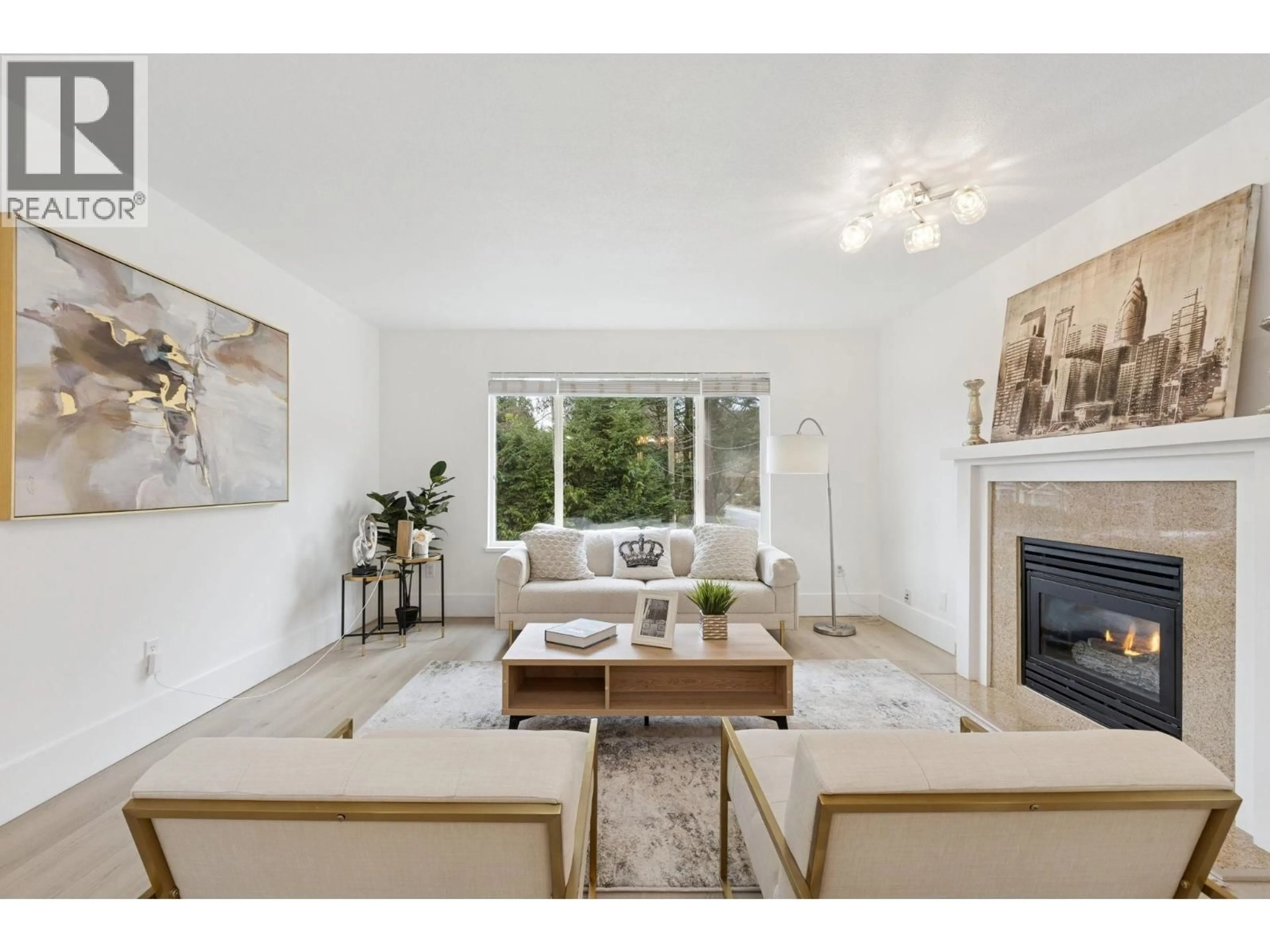 Living room with furniture, unknown for 3638 MAGINNIS AVENUE, North Vancouver British Columbia V7K2L6