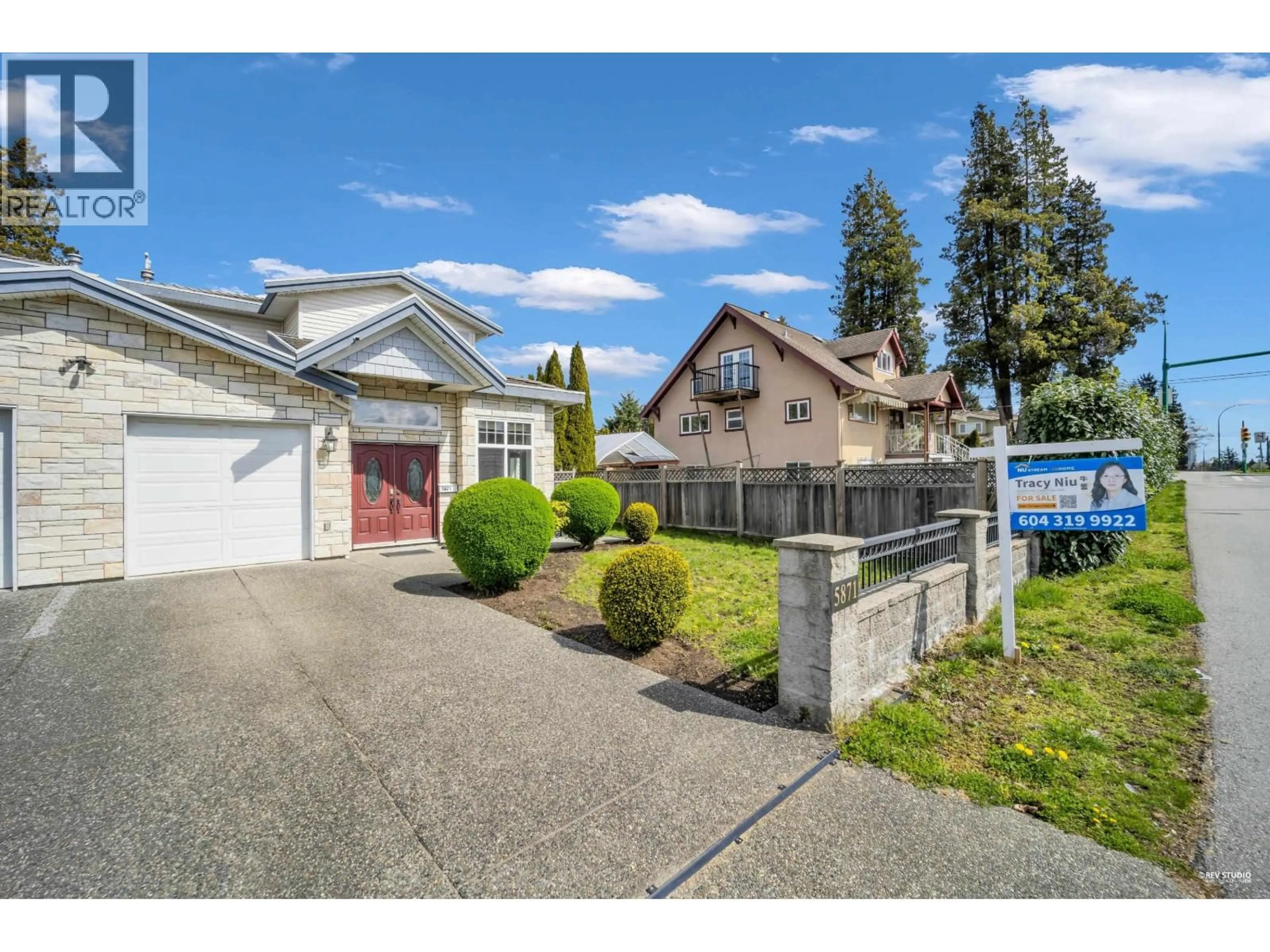 Unknown for 5871 RUMBLE STREET, Burnaby British Columbia V5J2C3