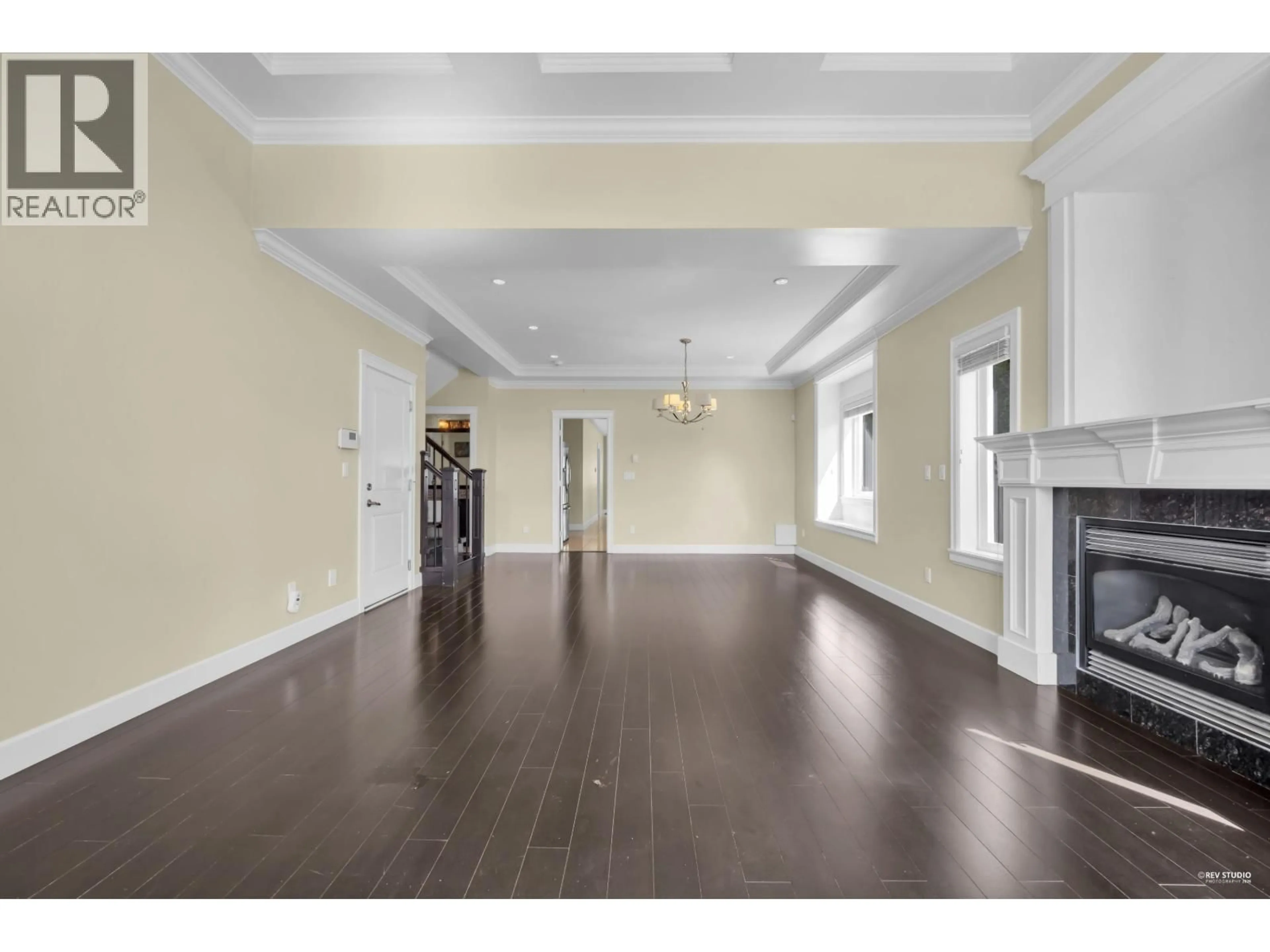 A pic of a room for 5871 RUMBLE STREET, Burnaby British Columbia V5J2C3