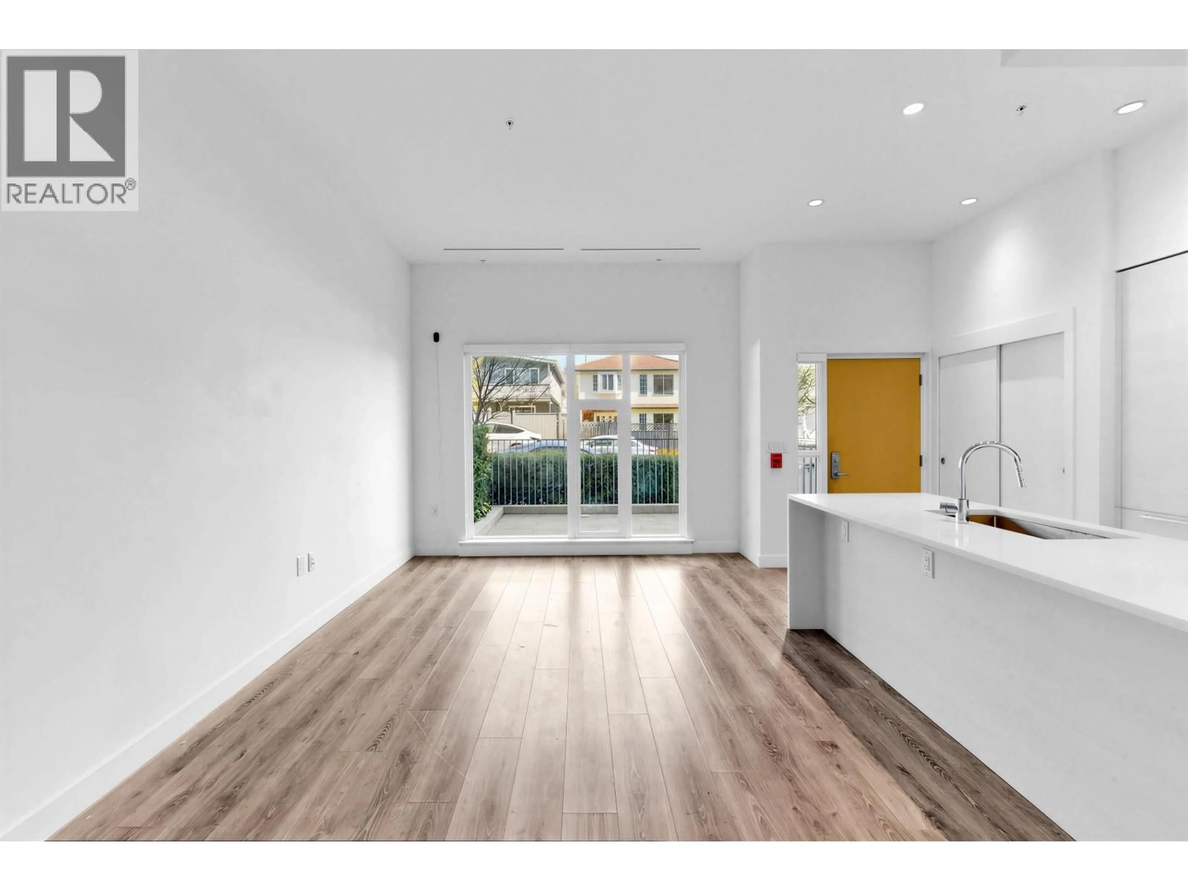 Open concept kitchen, unknown for 8111 CHESTER STREET, Vancouver British Columbia V5X0J9