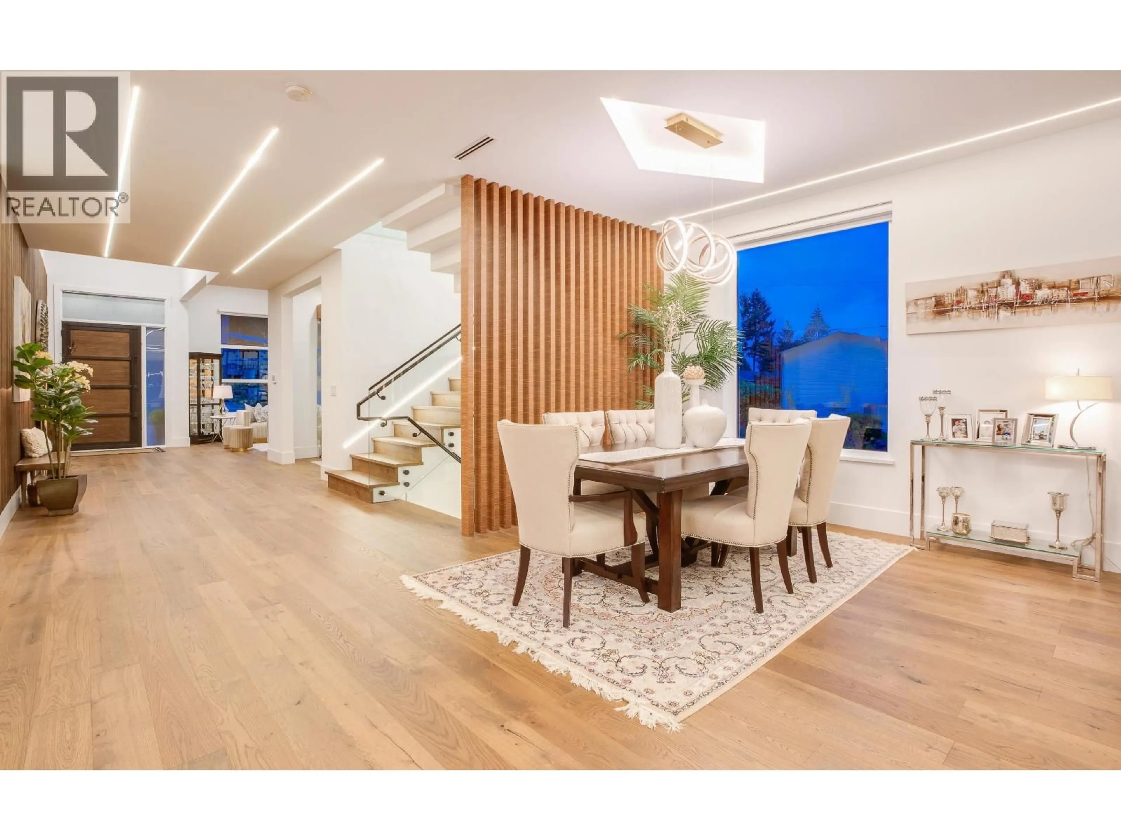 Dining room, wood/laminate floor for 602 MIDVALE STREET, Coquitlam British Columbia V3J6L9