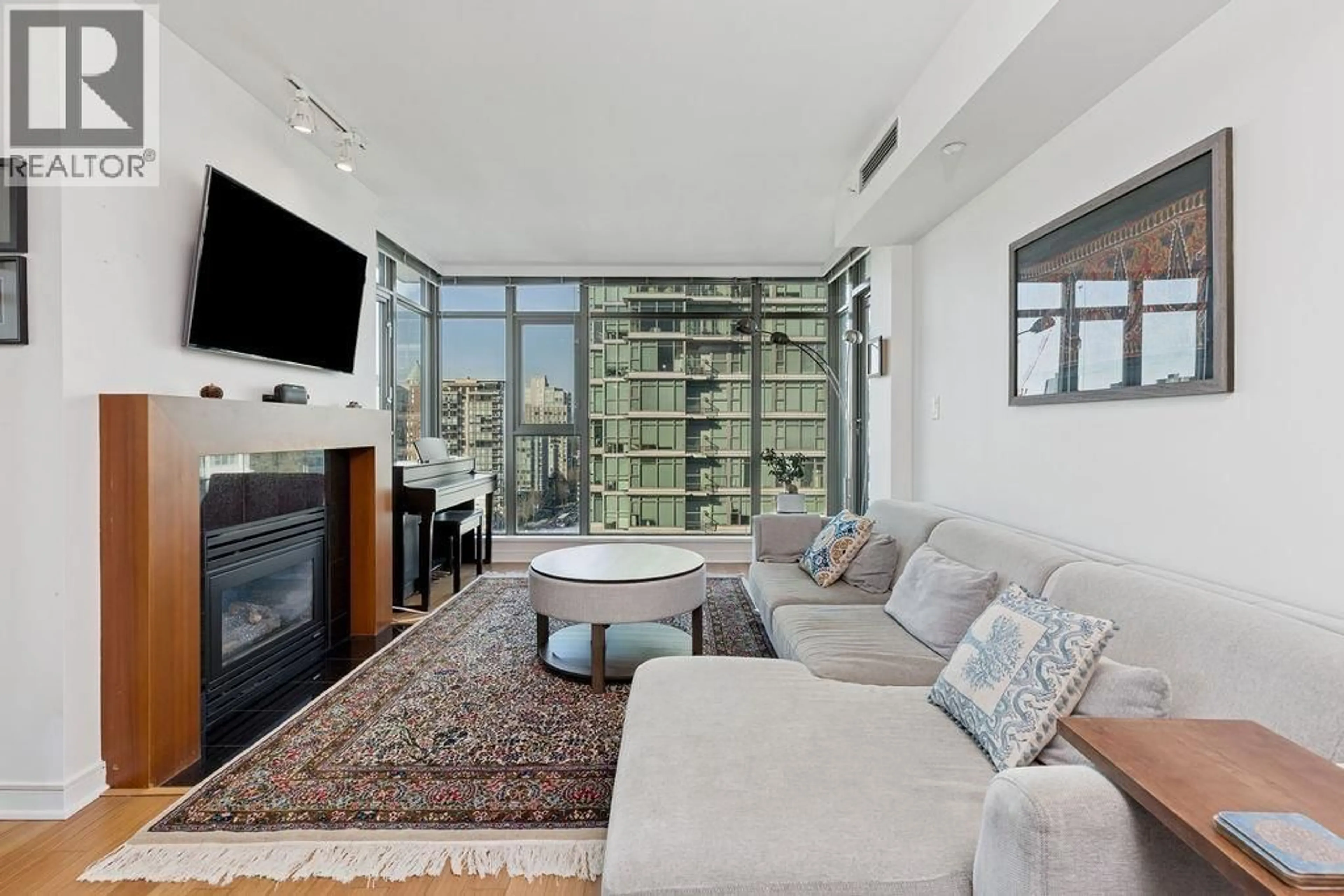 Living room with furniture, unknown for 1202 - 1680 BAYSHORE DRIVE, Vancouver British Columbia V6G3H6