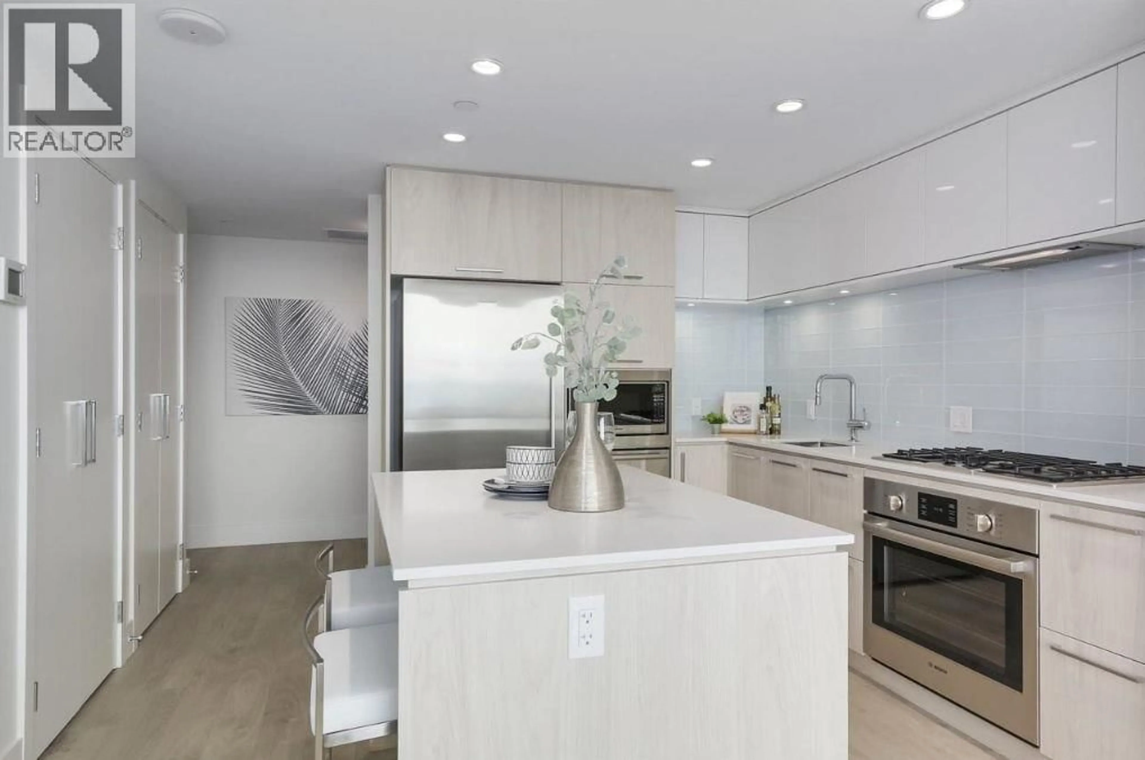Contemporary kitchen, ceramic/tile floor for 1804 - 680 SEYLYNN CRESCENT, North Vancouver British Columbia V7J0B5