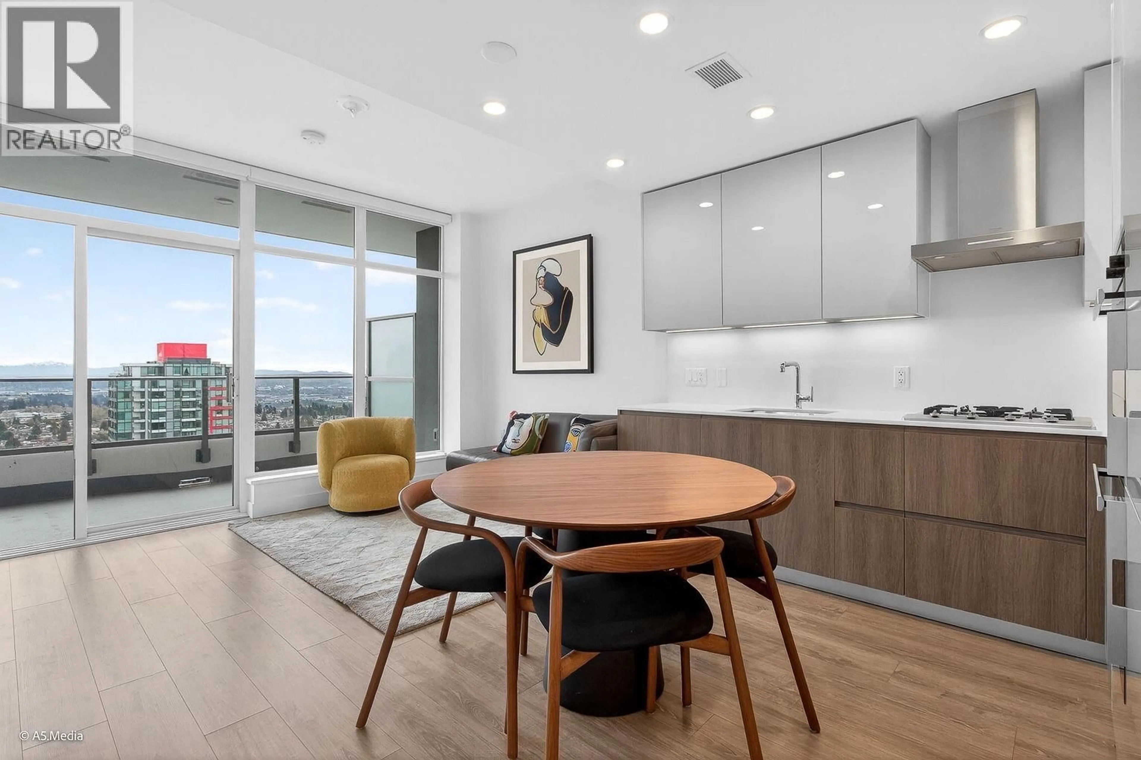 Open concept kitchen, unknown for 2603 - 6511 SUSSEX AVENUE, Burnaby British Columbia V5H0K5