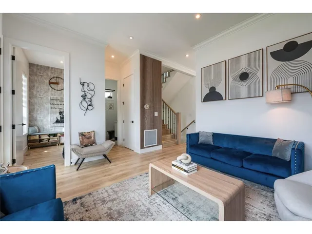 16737 15A AVENUE, Surrey 3