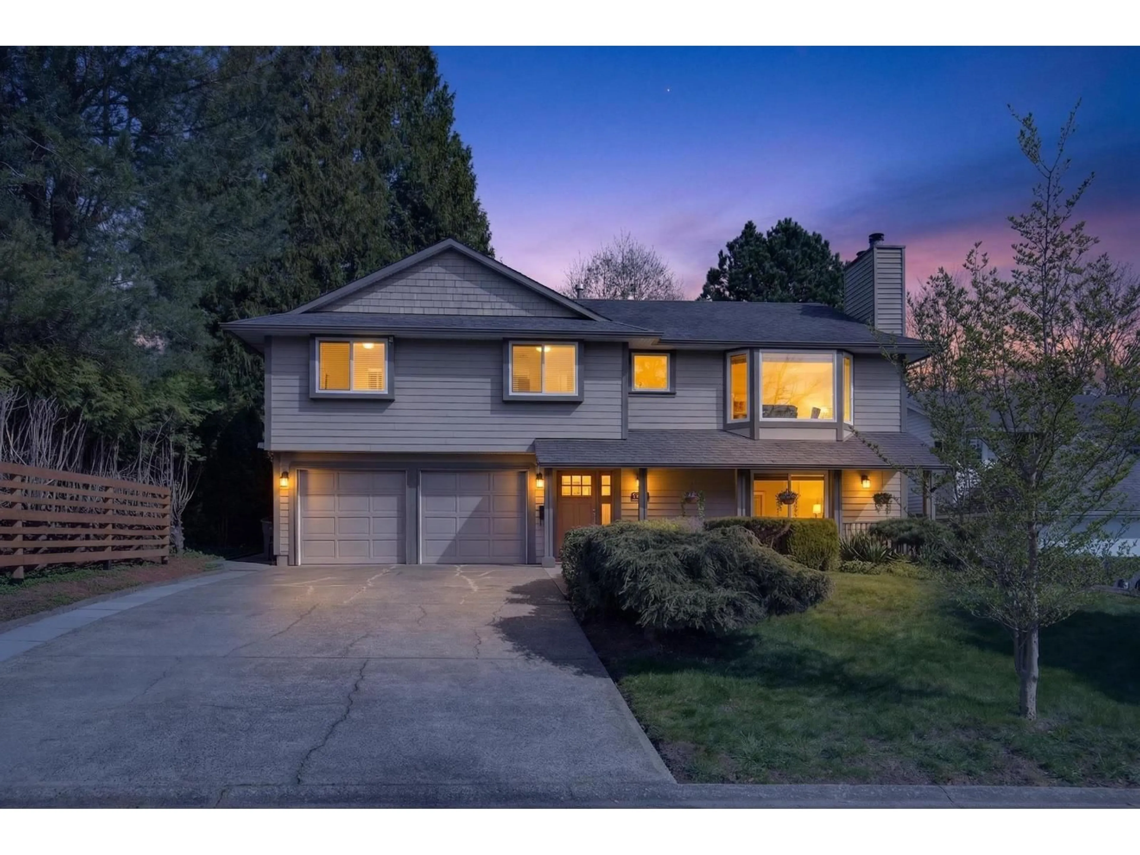 Home with vinyl exterior material, street for 16057 10A AVENUE, Surrey British Columbia V4A7W8