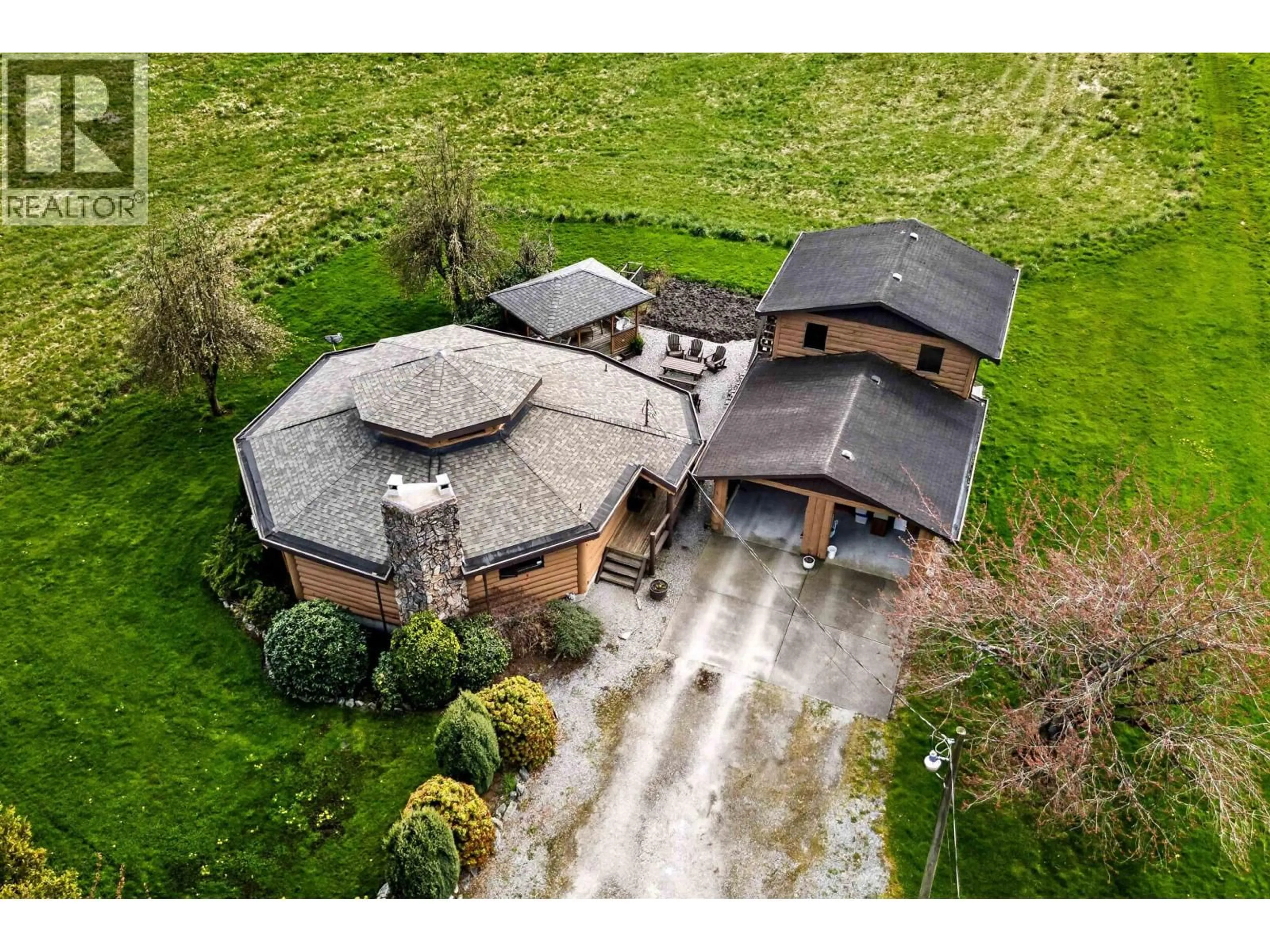 A pic from outside/outdoor area/front of a property/back of a property/a pic from drone, building for 20066 MCNEIL ROAD, Pitt Meadows British Columbia V3Y1Z1