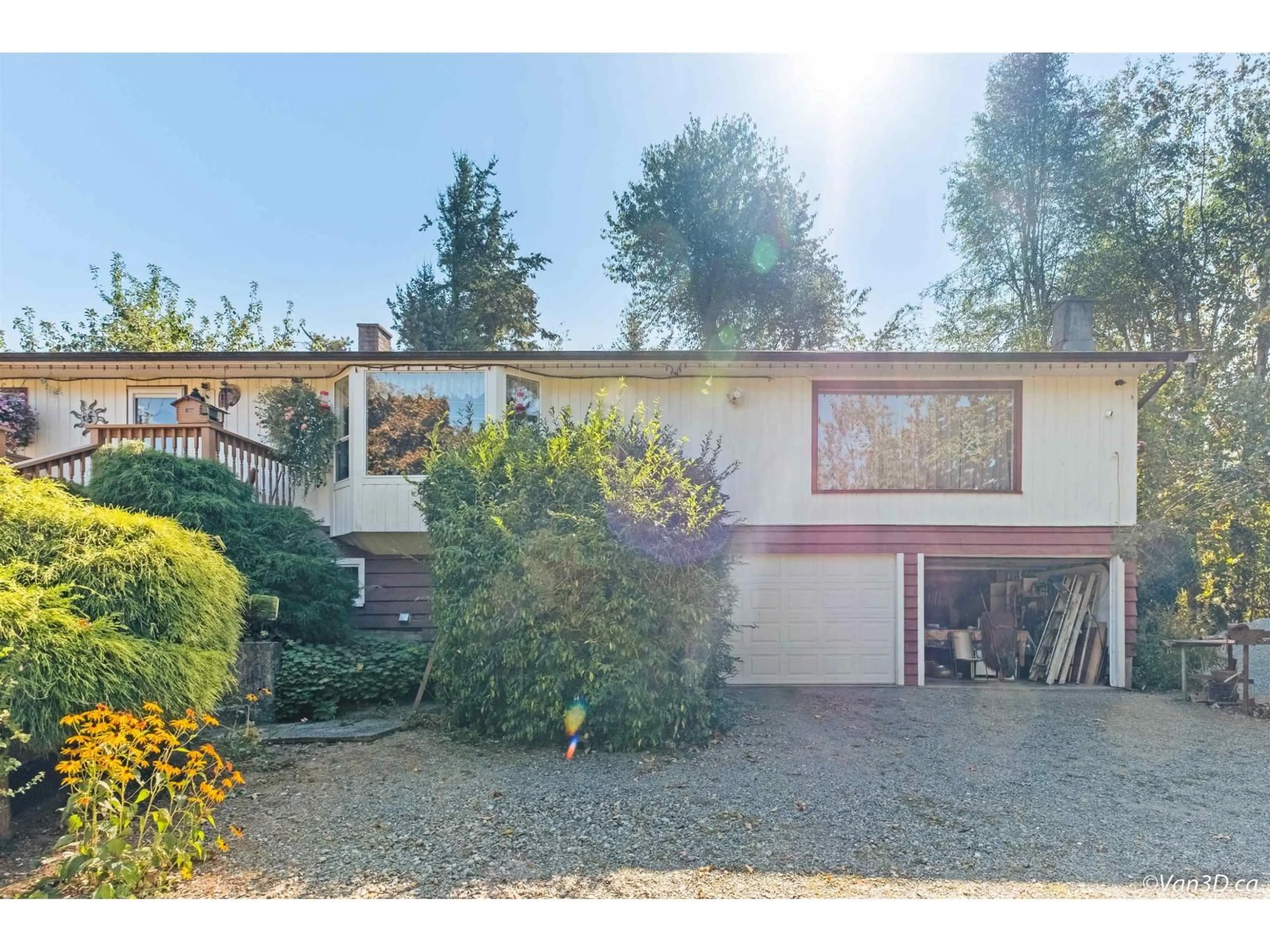A pic from outside/outdoor area/front of a property/back of a property/a pic from drone, street for 28762 TOWNSHIPLINE ROAD, Abbotsford British Columbia V4X1P1