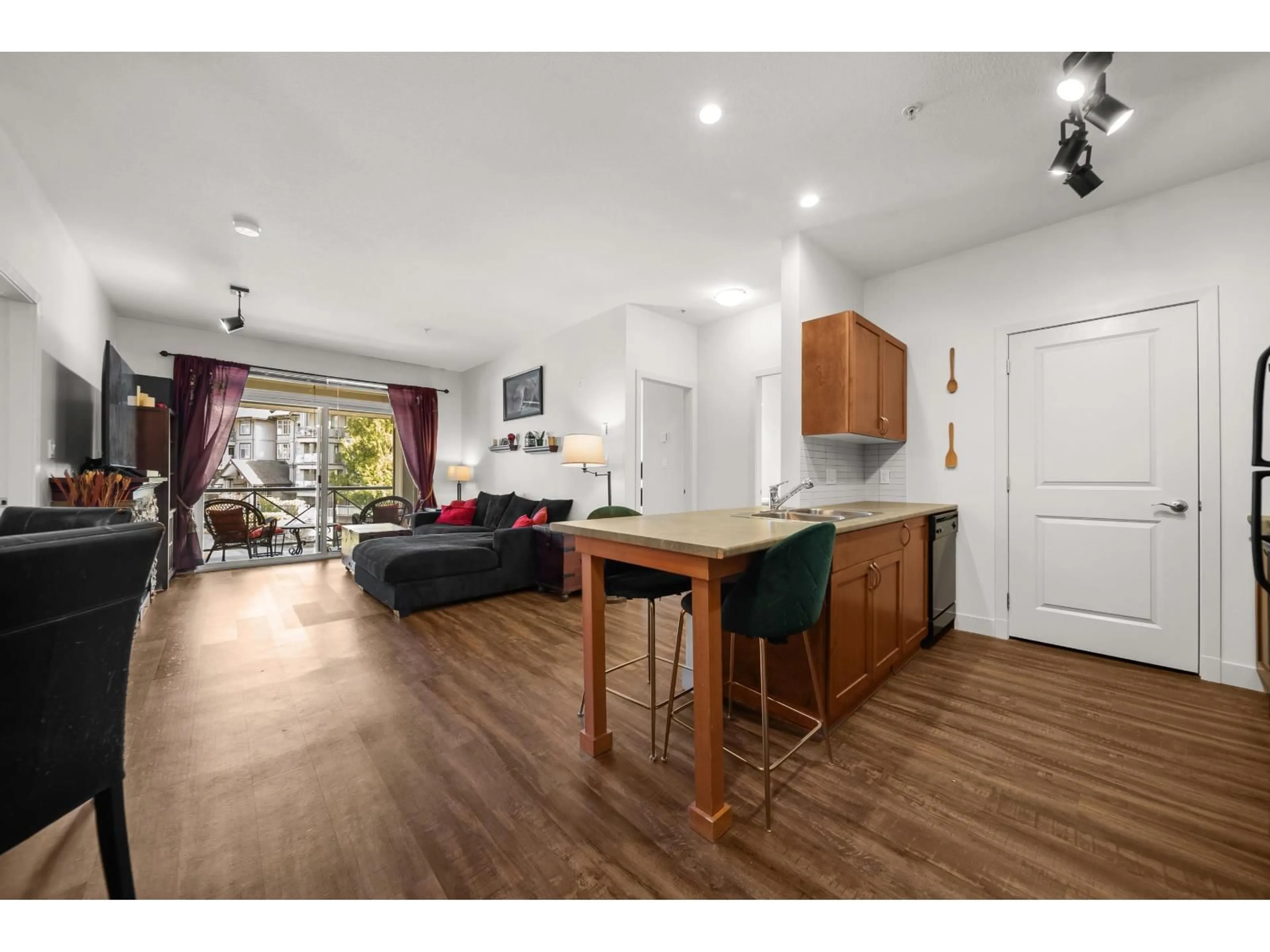 Unknown for 315 - 33318 E BOURQUIN CRESCENT, Abbotsford British Columbia V2S0A6