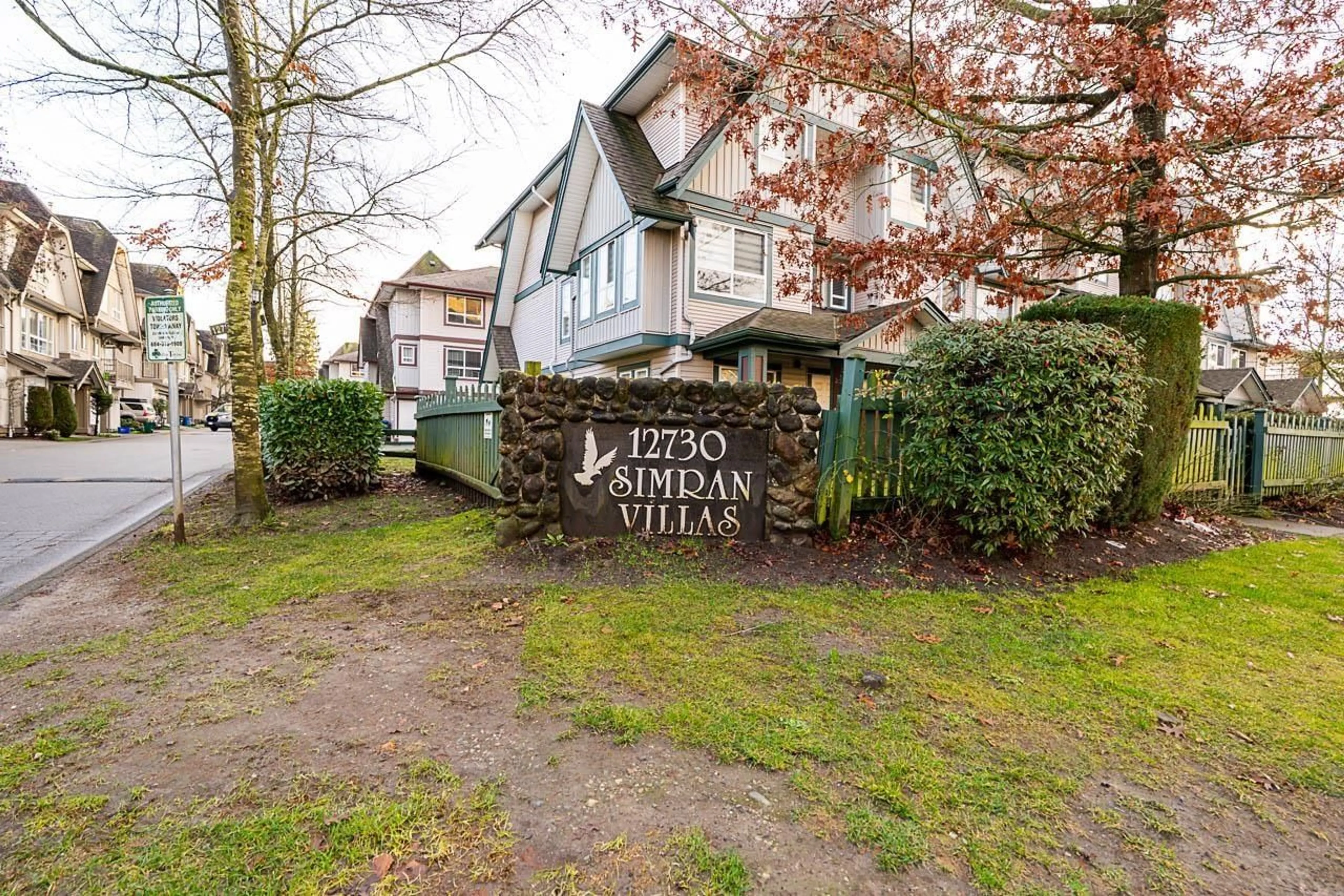 Patio, street for 35 - 12730 66 AVENUE, Surrey British Columbia V3W1P3