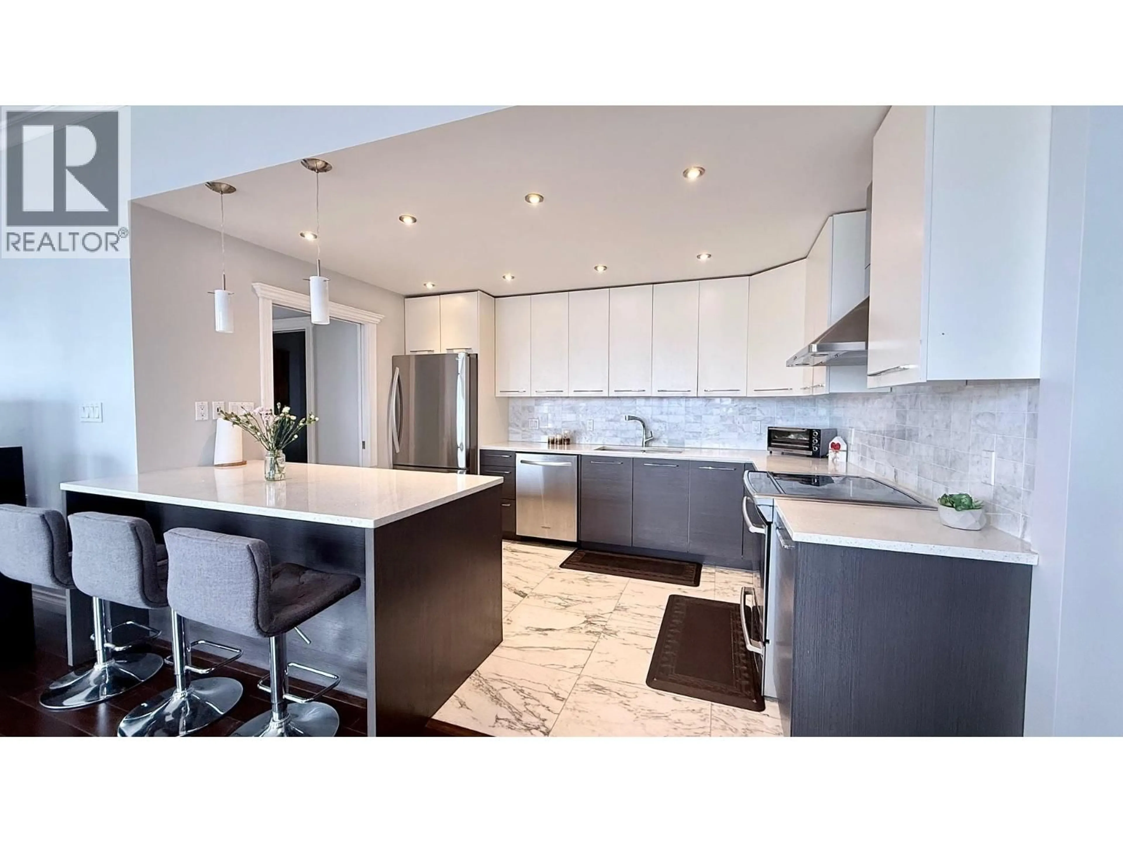 Contemporary kitchen, unknown for 2500 - 6521 BONSOR AVENUE, Burnaby British Columbia V5H4N3