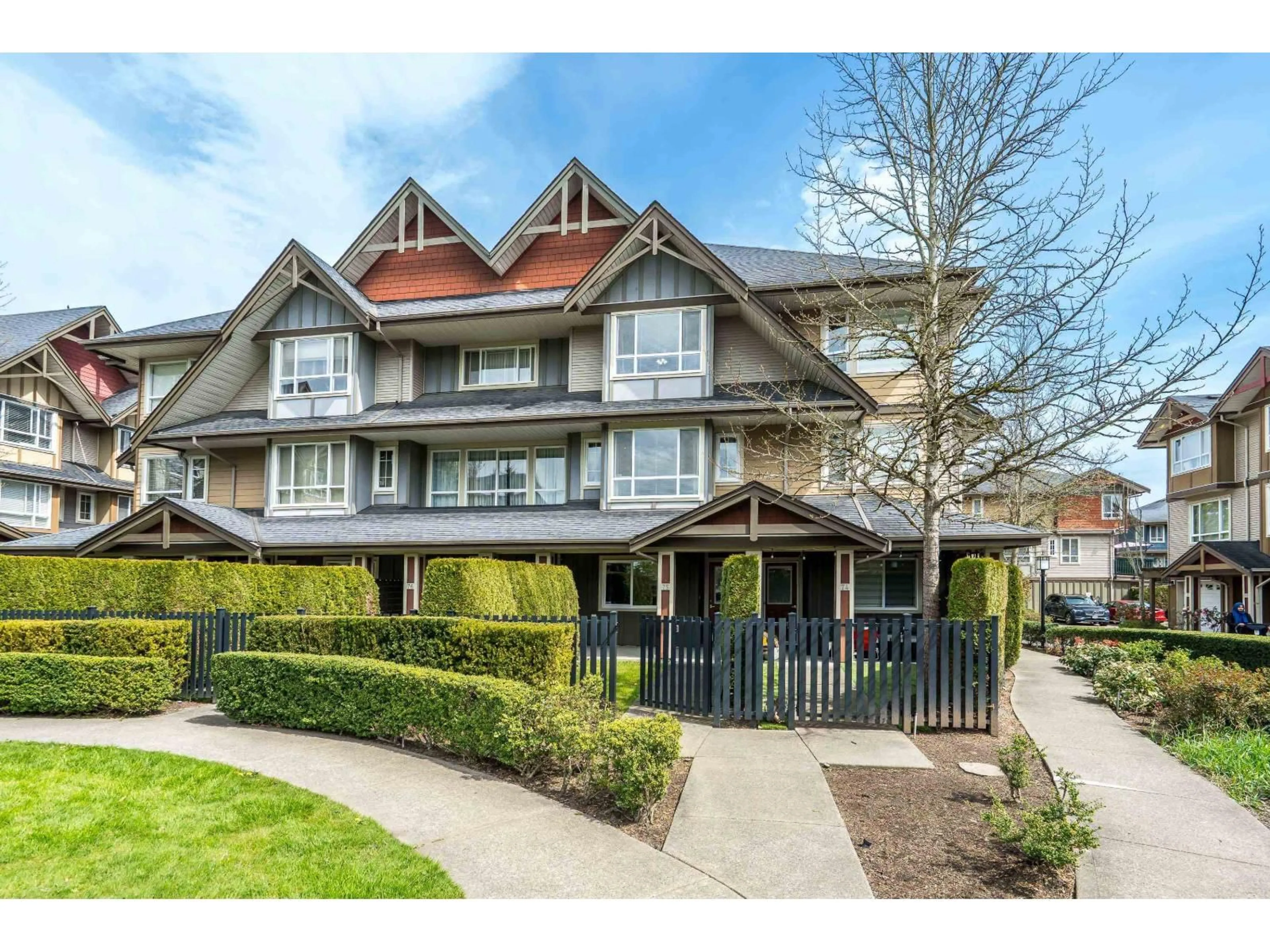 Patio, street for 75 - 7088 191 STREET, Surrey British Columbia V4N0B4