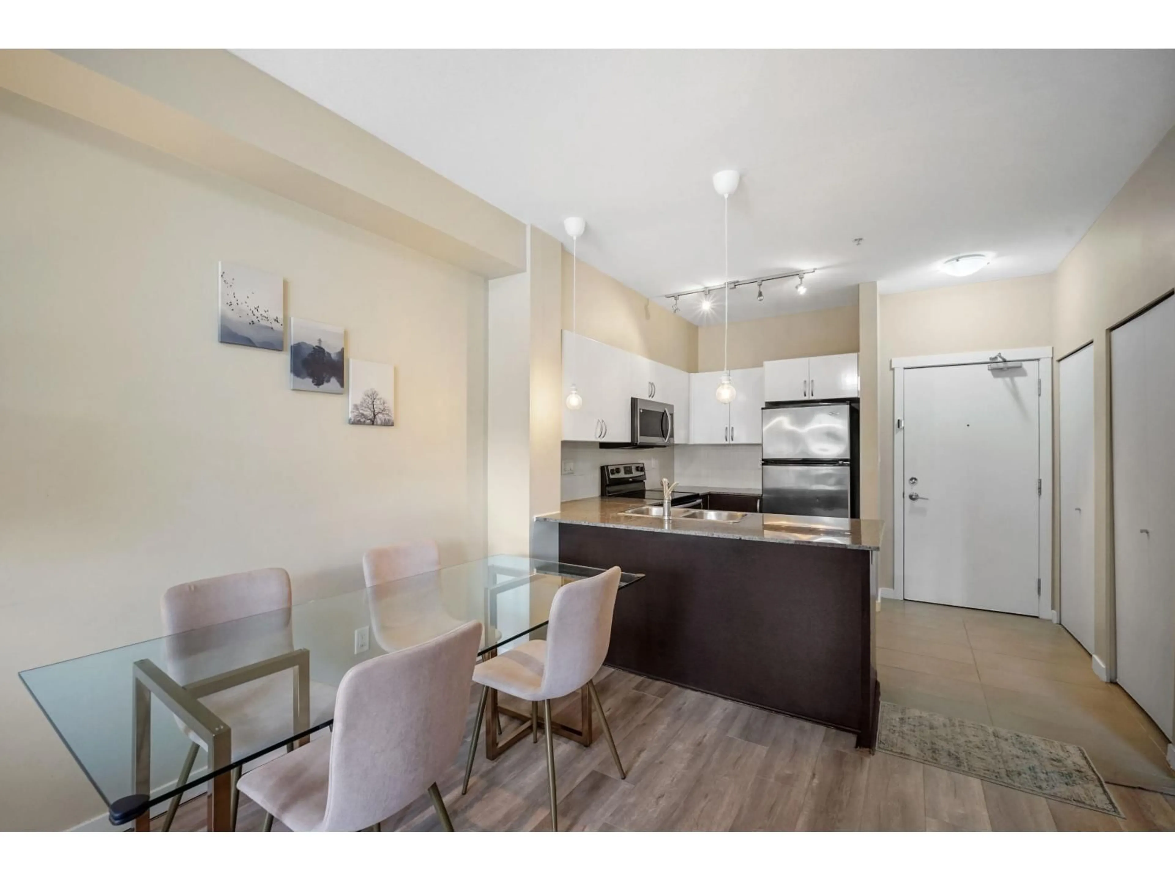 Unknown for 229 - 13789 107A AVENUE, Surrey British Columbia V3T0B8