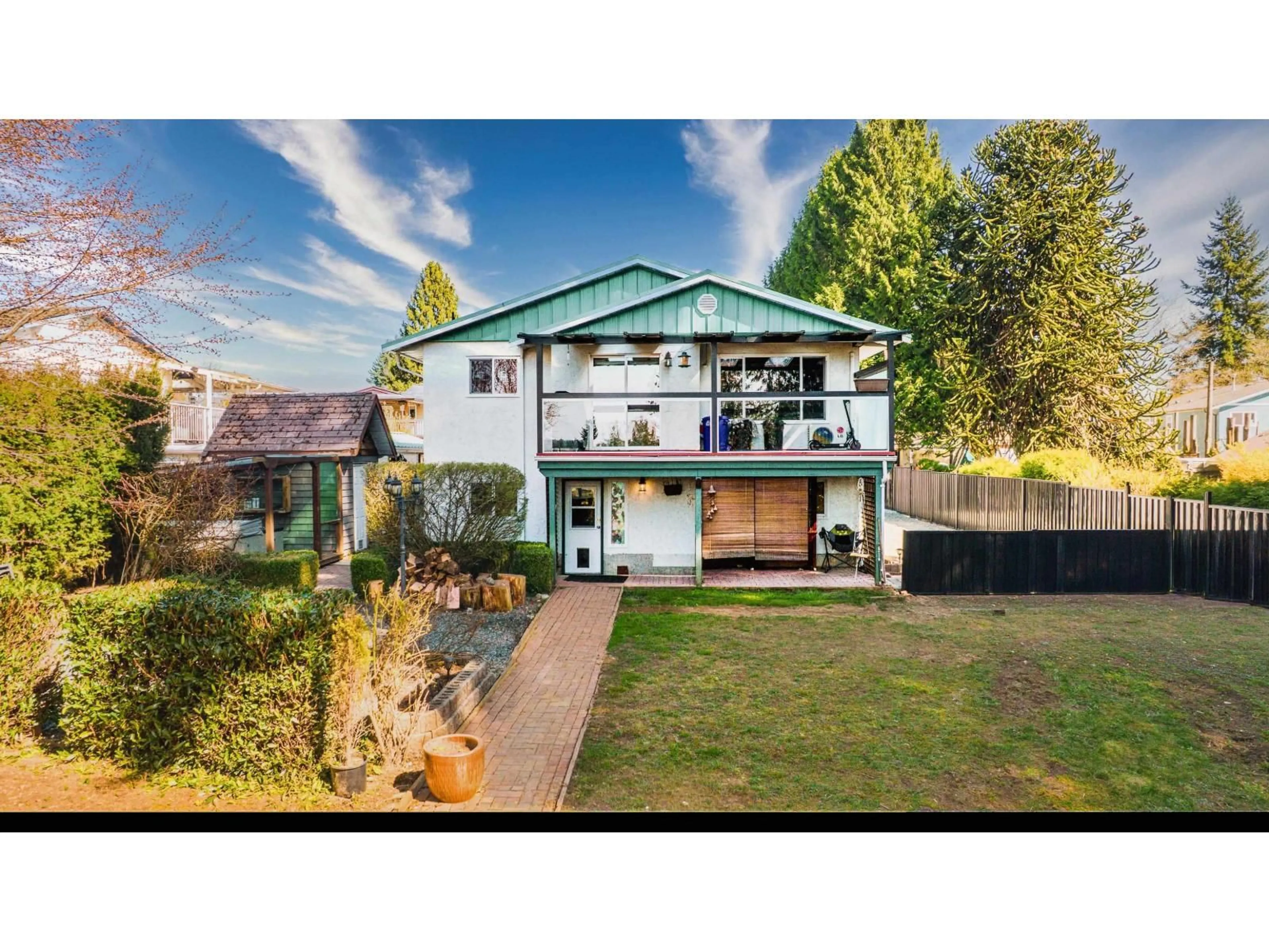 A pic from outside/outdoor area/front of a property/back of a property/a pic from drone, street for 7655 WOODCOCK CRESCENT, Mission British Columbia V2V4J8