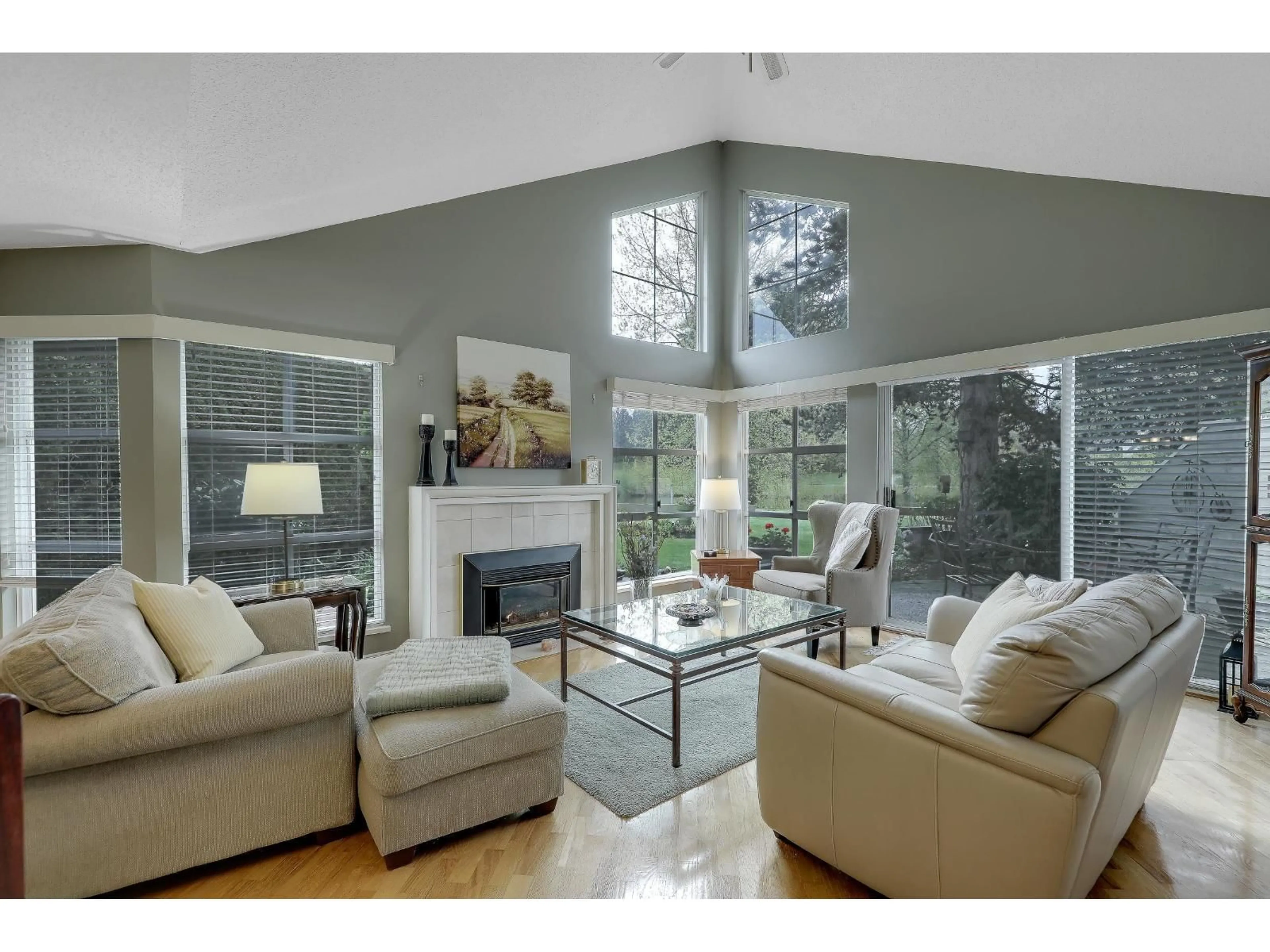 Living room with furniture, unknown for 12015 BOUNDARY DRIVE SOUTH, Surrey British Columbia V3X2B5