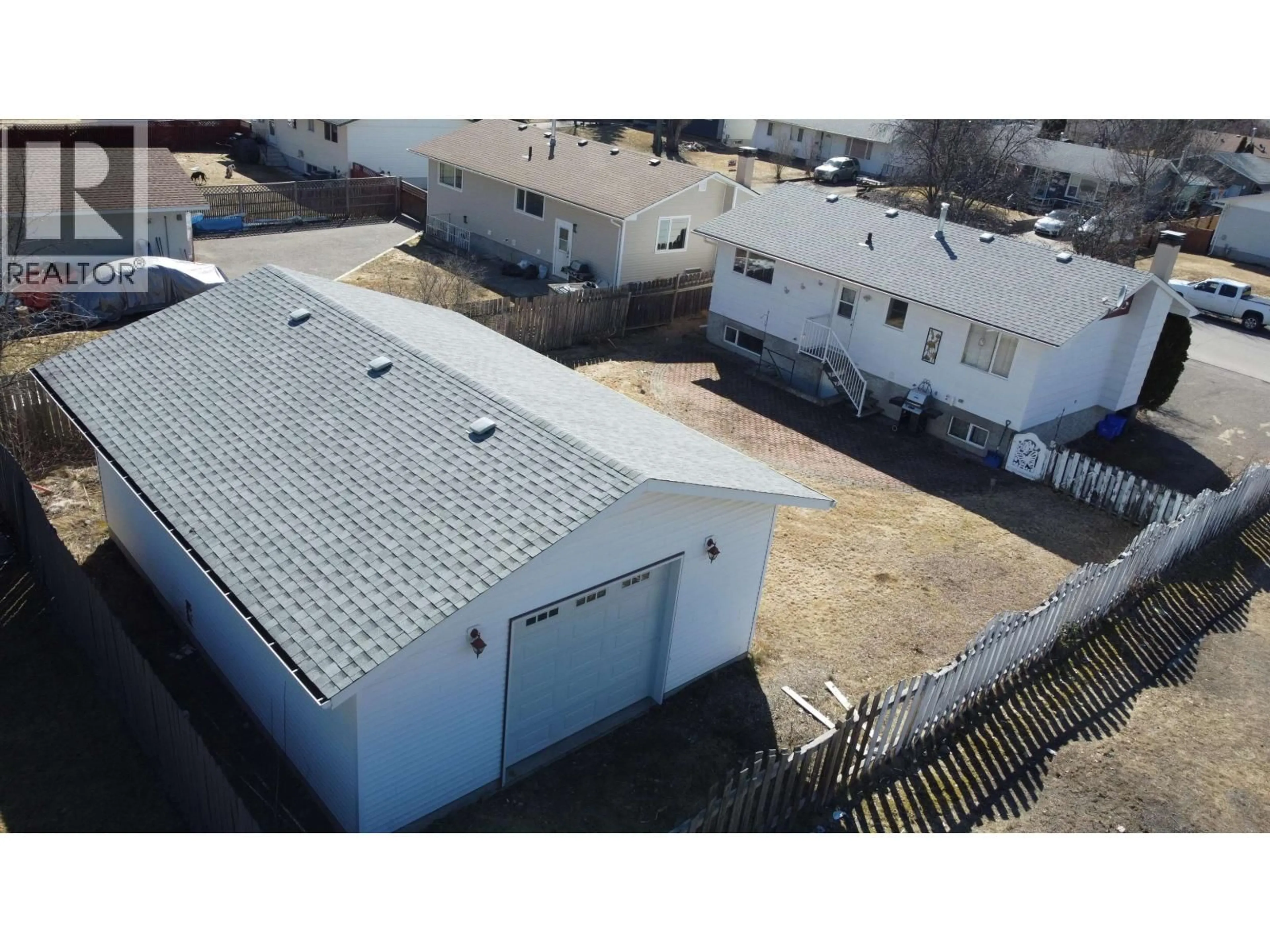 A pic from outside/outdoor area/front of a property/back of a property/a pic from drone, building for 7600 LOYOLA DRIVE, Prince George British Columbia V2N2X1