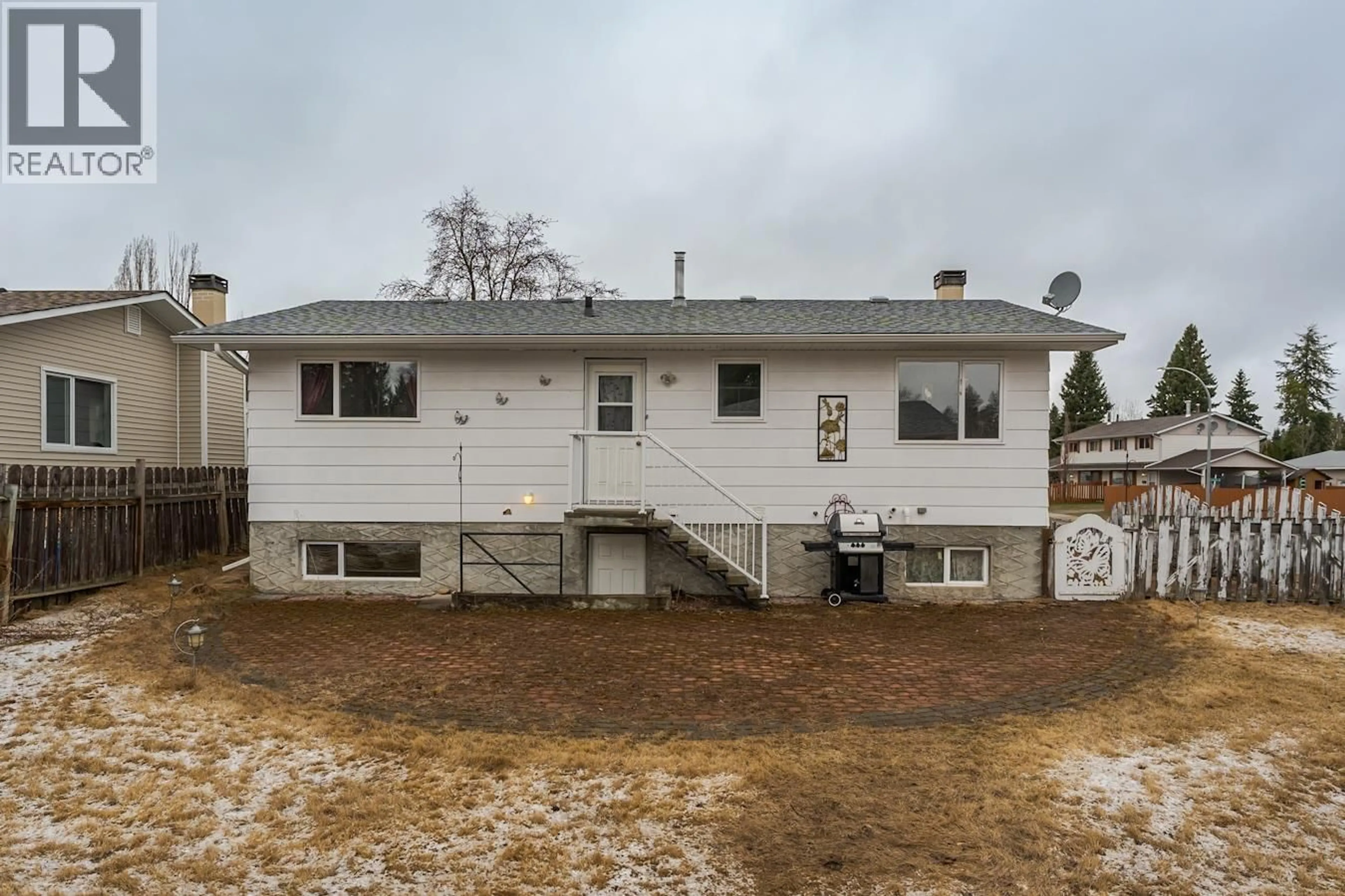 A pic from outside/outdoor area/front of a property/back of a property/a pic from drone, street for 7600 LOYOLA DRIVE, Prince George British Columbia V2N2X1