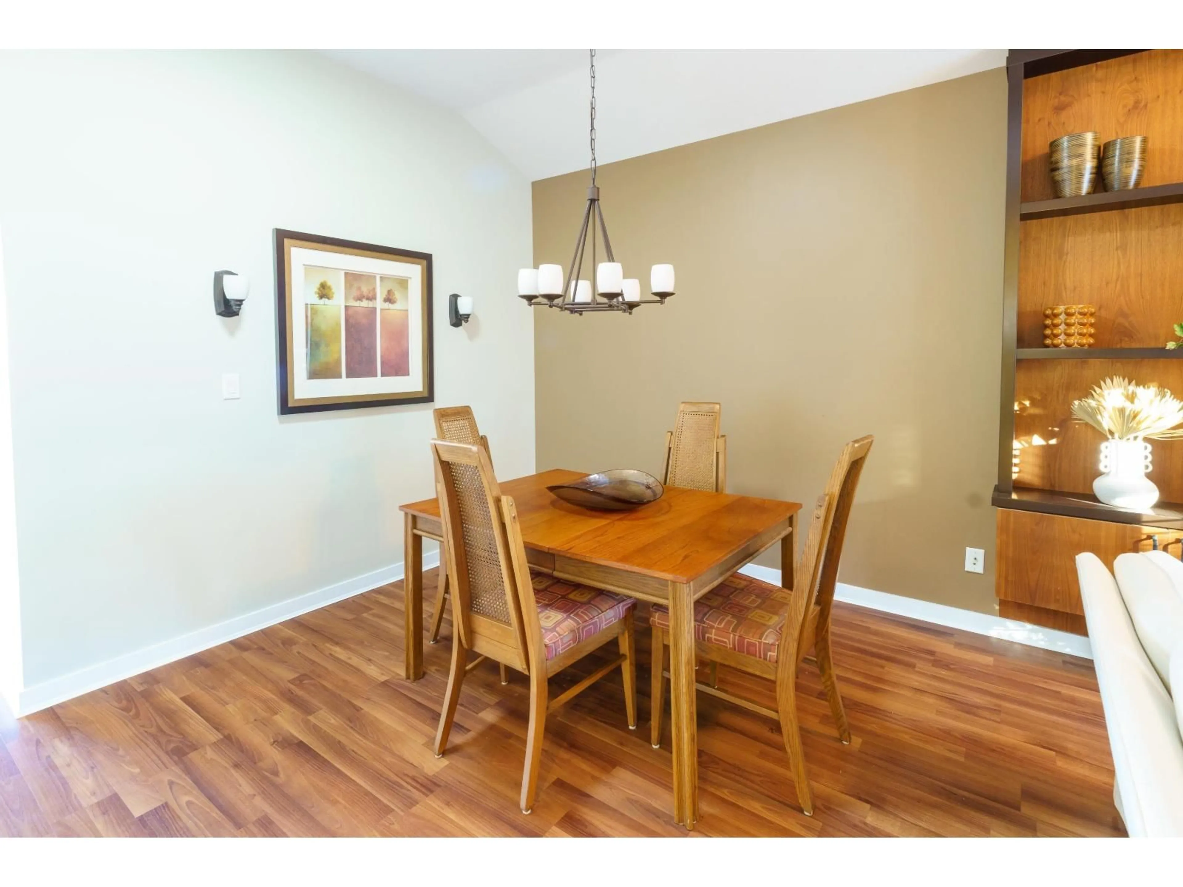 Dining room, wood/laminate floor for 35 - 15188 62A AVENUE, Surrey British Columbia V3S1W7