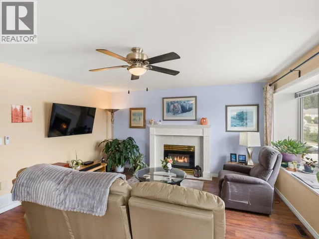 797 CELESTIAL PLACE, Gibsons 5