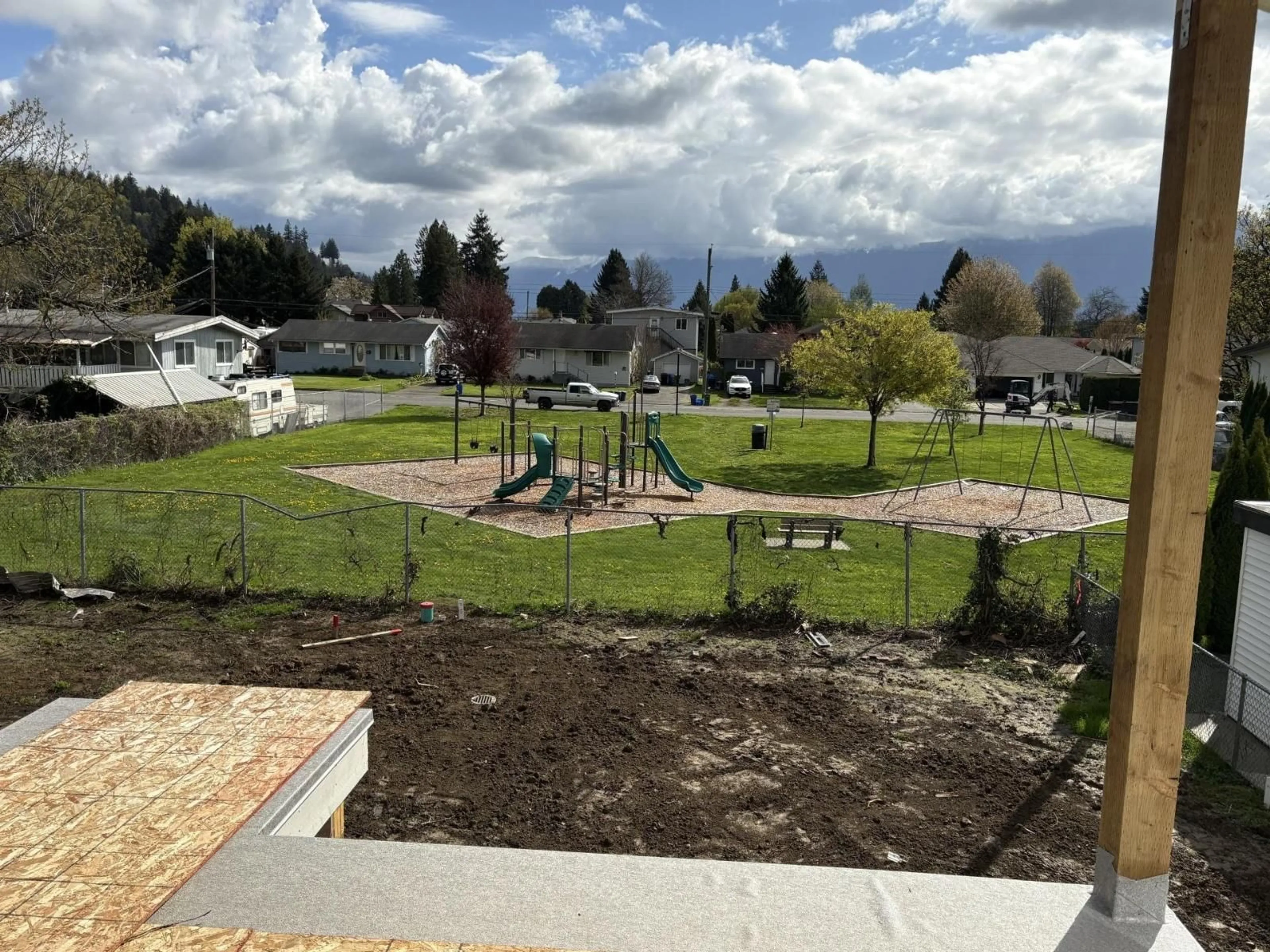 A pic from outside/outdoor area/front of a property/back of a property/a pic from drone, mountain view for 9650 MENZIES STREET, Chilliwack British Columbia V2P5Y9