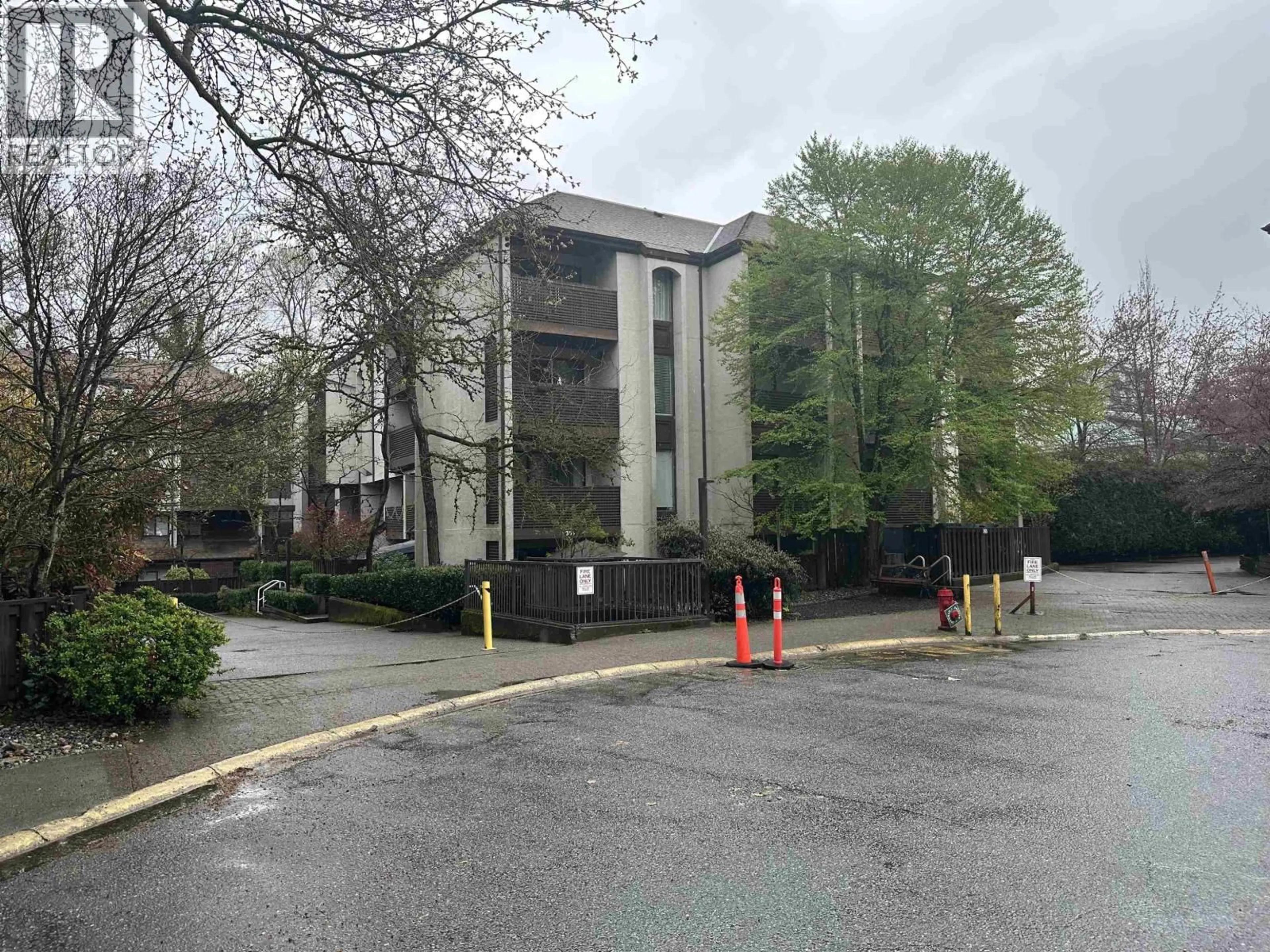 Unknown for 304 - 365 GINGER DRIVE, New Westminster British Columbia V3L5L5