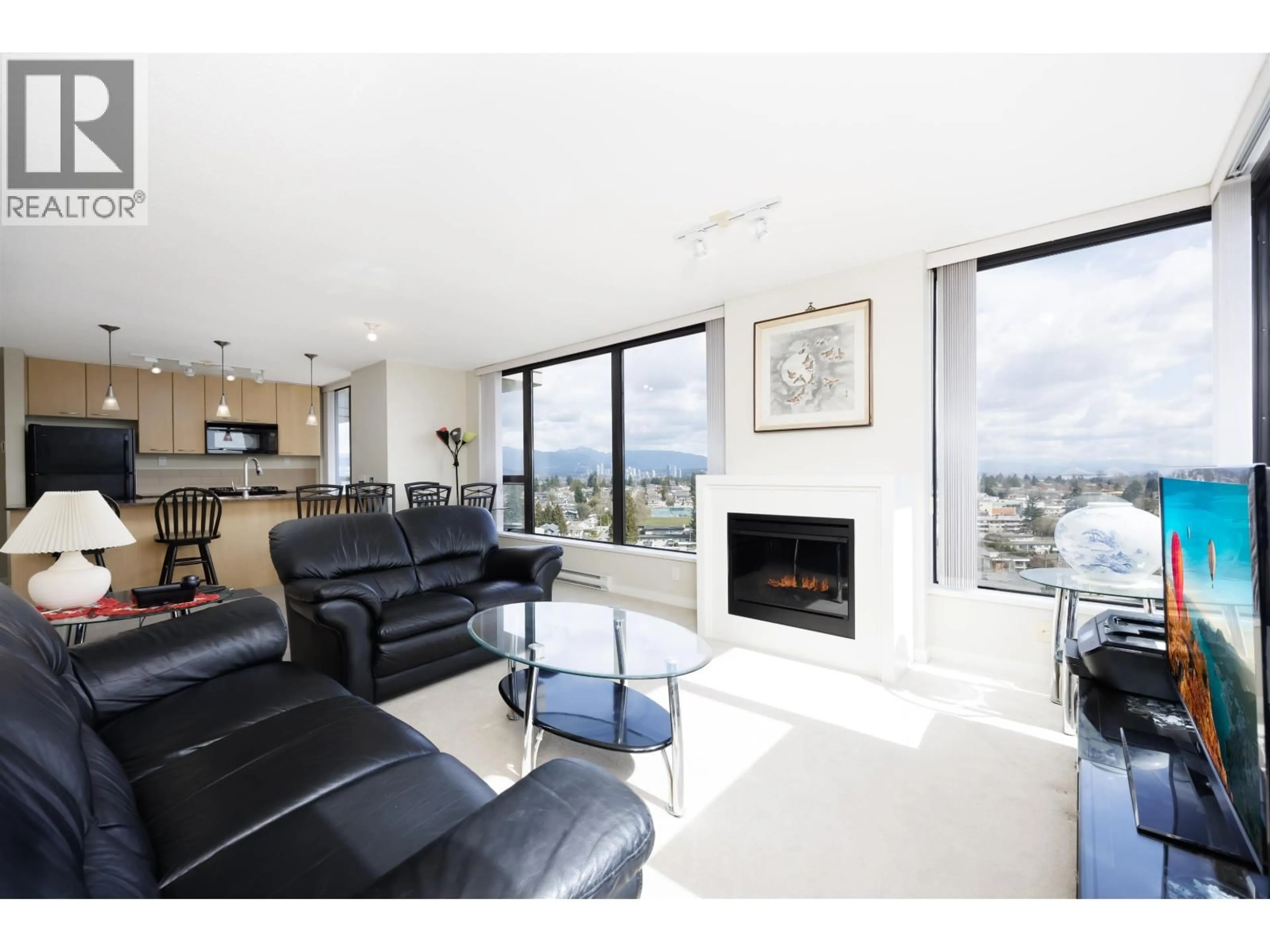 Living room with furniture, unknown for 1408 - 7178 COLLIER STREET, Burnaby British Columbia V5E4N7