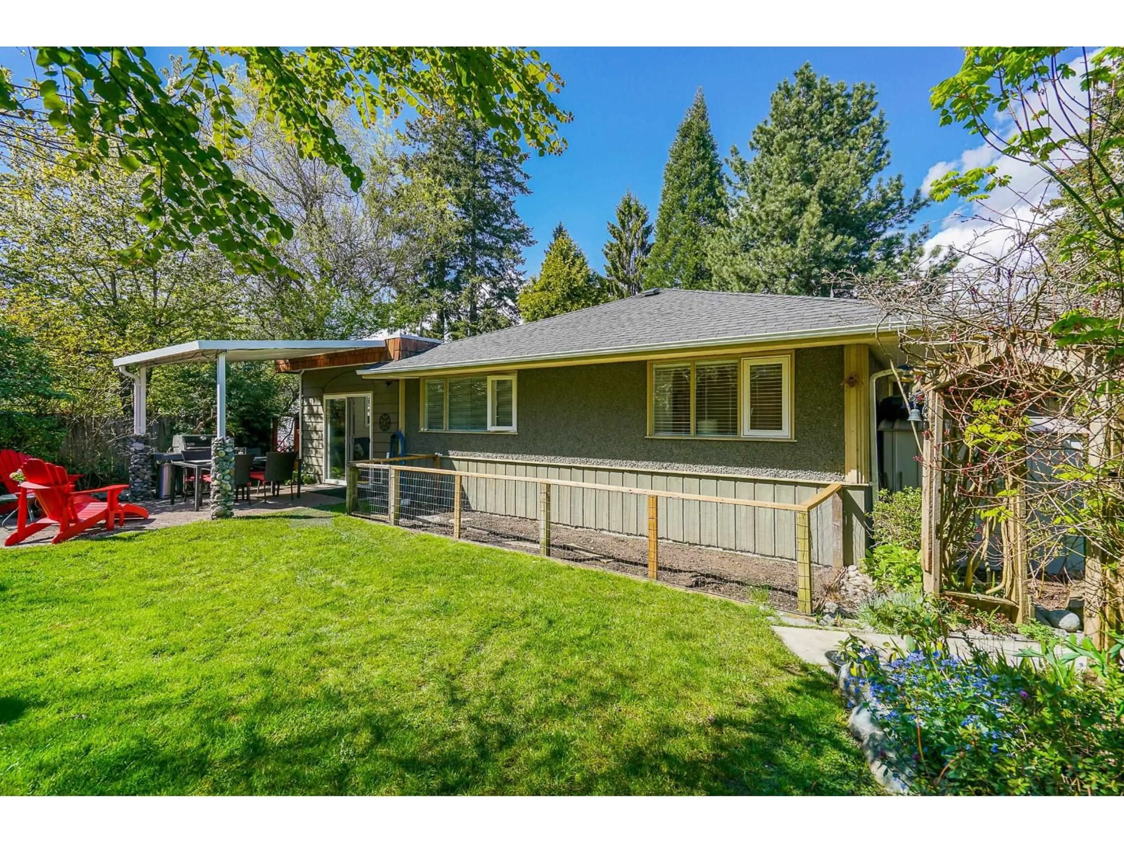 Unknown for 15460 26 AVENUE, Surrey British Columbia V4P1C6