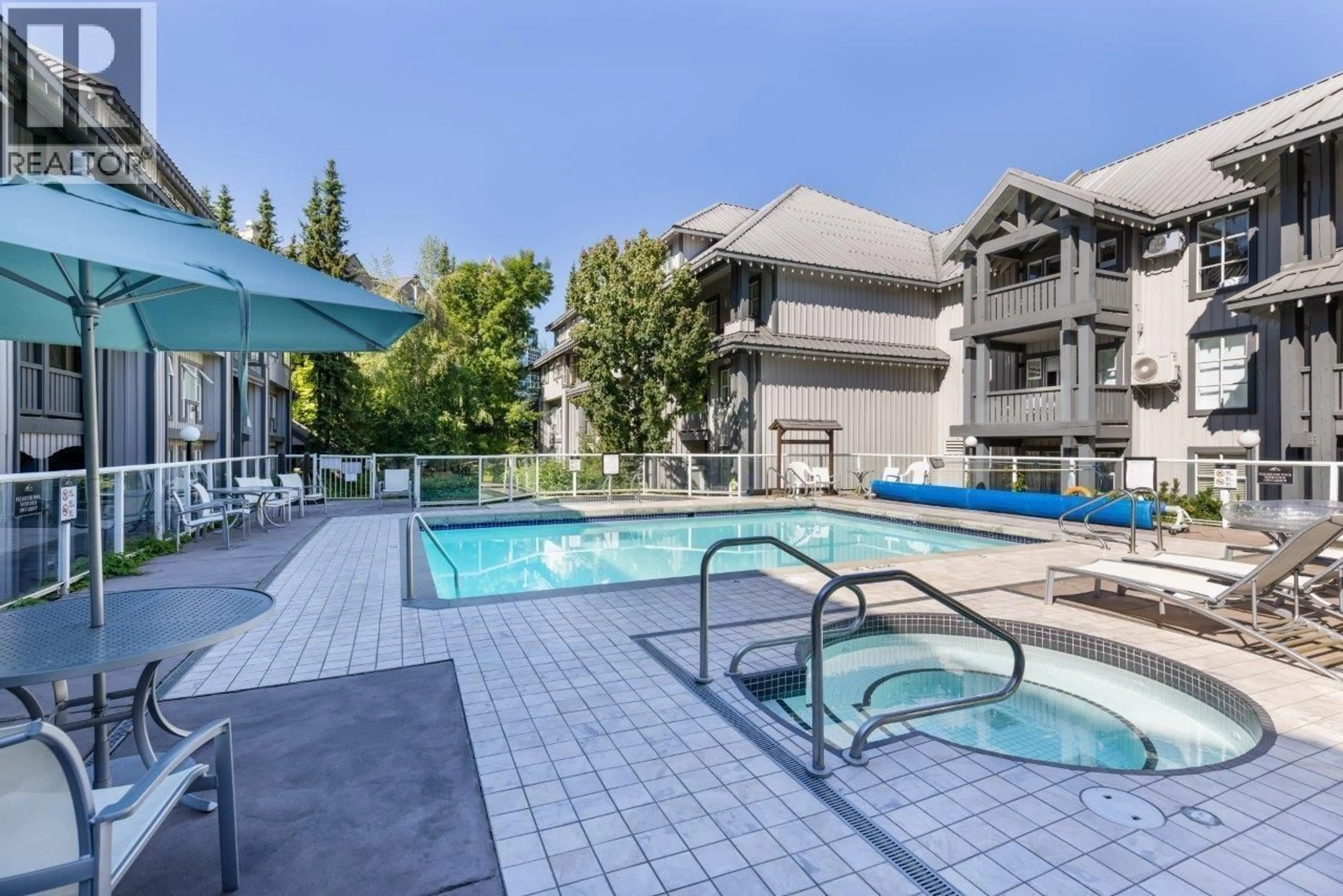 Pool for 339 - 4573 CHATEAU BOULEVARD, Whistler British Columbia V8E0Z5