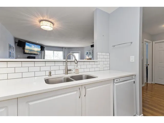 405 - 13680 84 AVENUE, Surrey 4