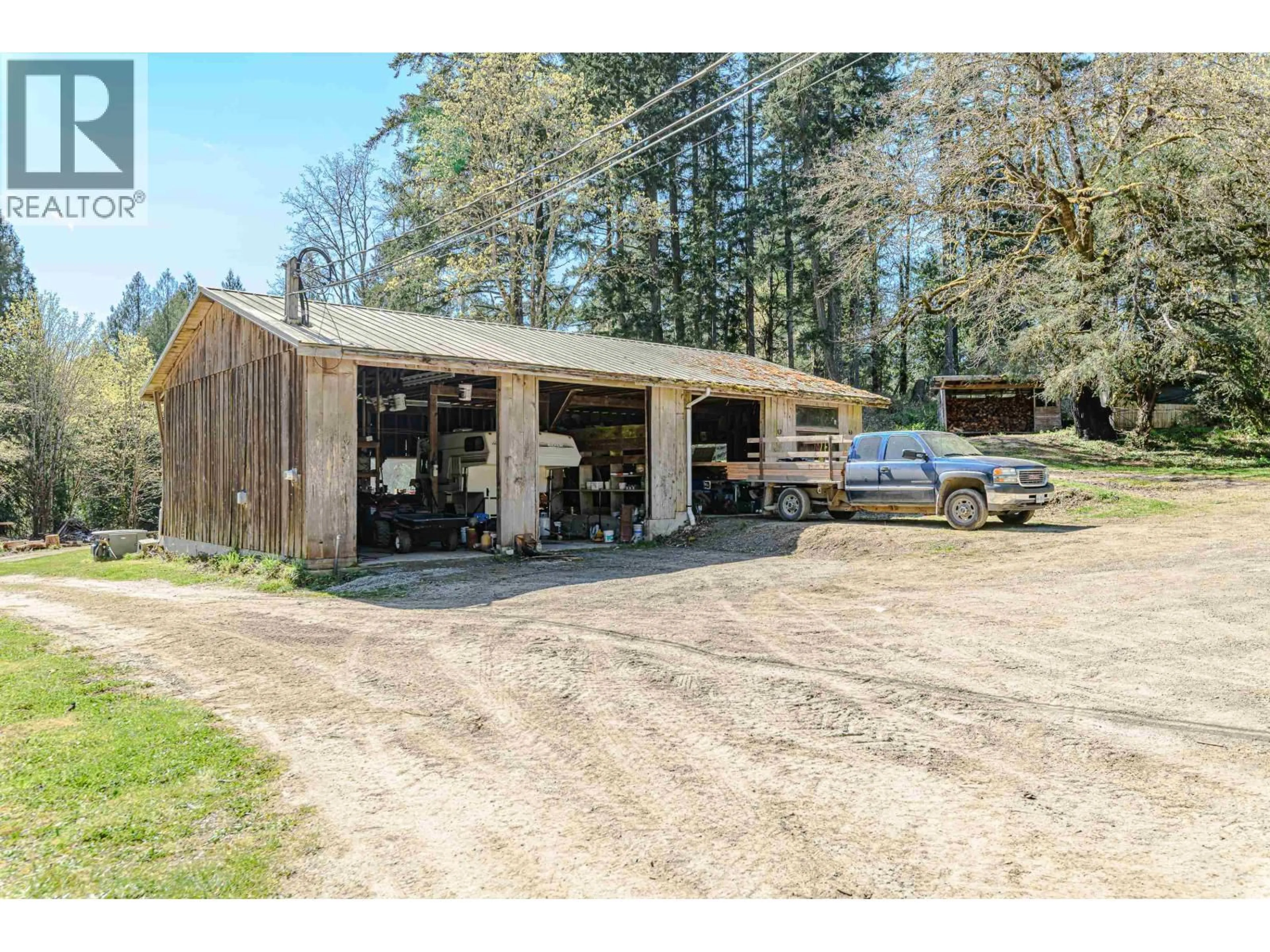 Indoor garage for 1671 FULFORD-GANGES ROAD, Salt Spring Island British Columbia V8K2A8