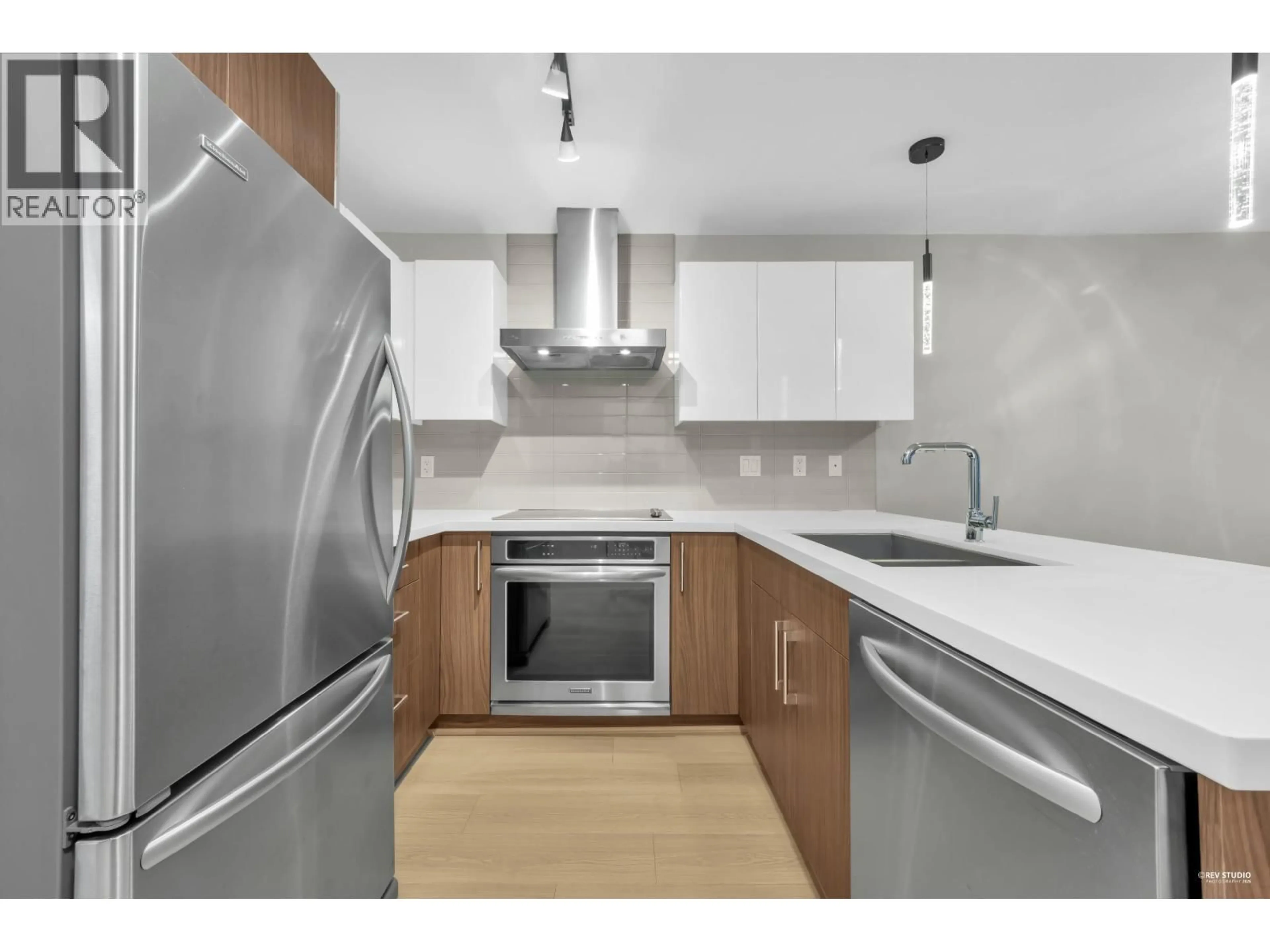 Standard kitchen, unknown for 416 - 7131 STRIDE AVENUE, Burnaby British Columbia V3N0E3