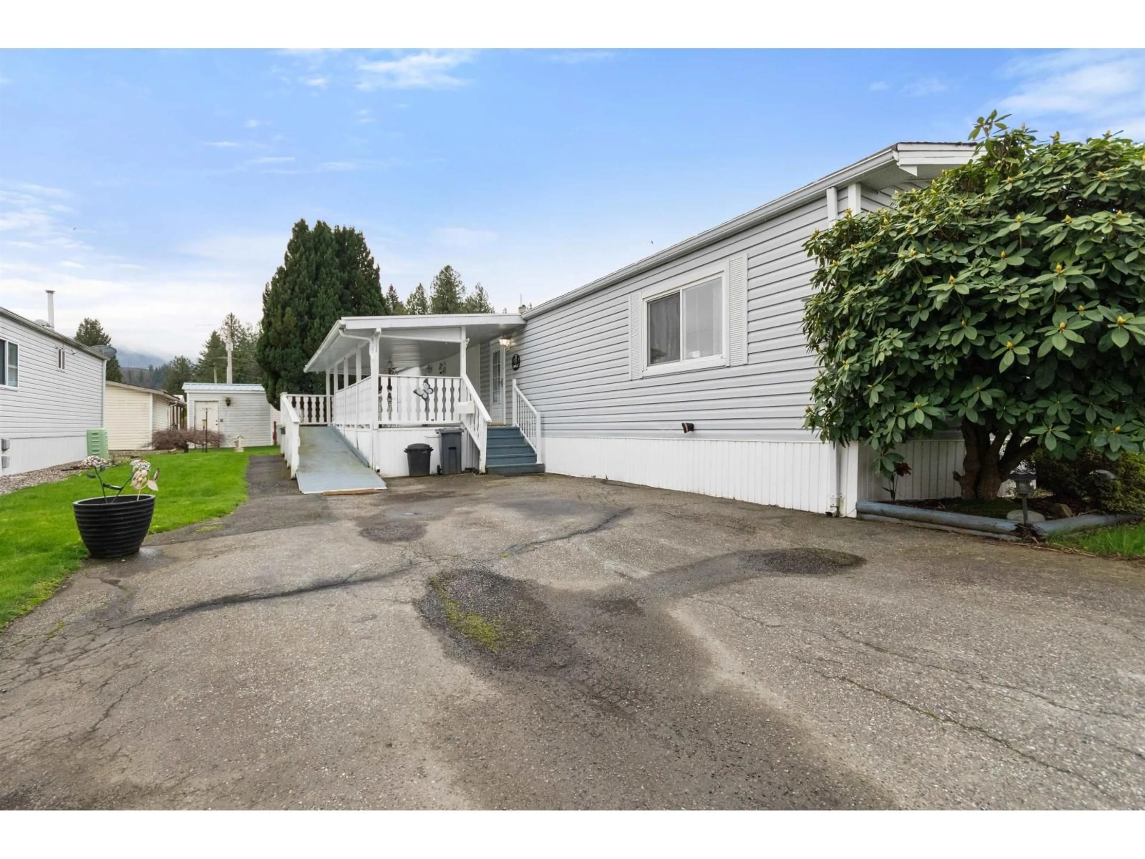 Unknown for 81 - 6035 VEDDER ROAD, Chilliwack British Columbia V2R1E5